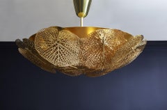 Lampadario "Water Lilly" di Studio A Glustin