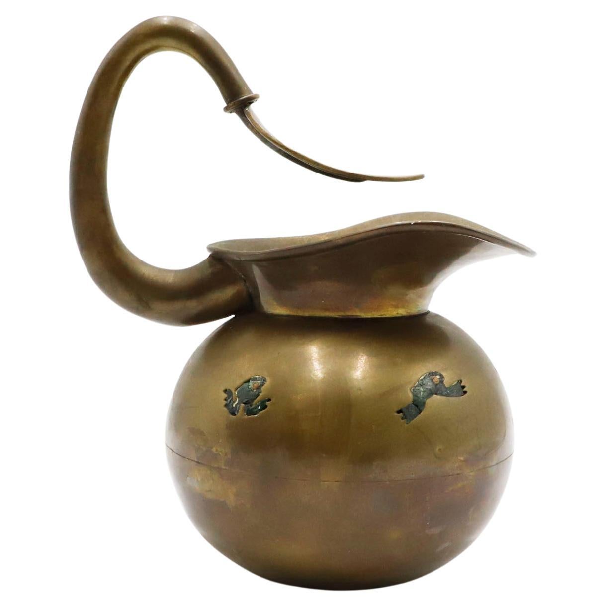 Water Pitcher made in cooper by Los Castillo en vente