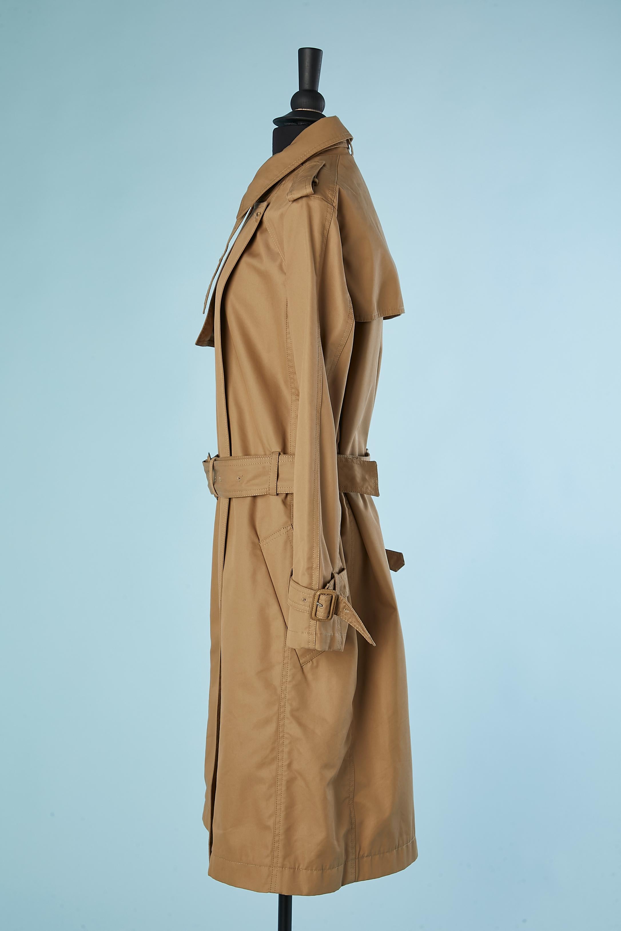 Water-repellent beige cotton trench coat with belt Céline  1