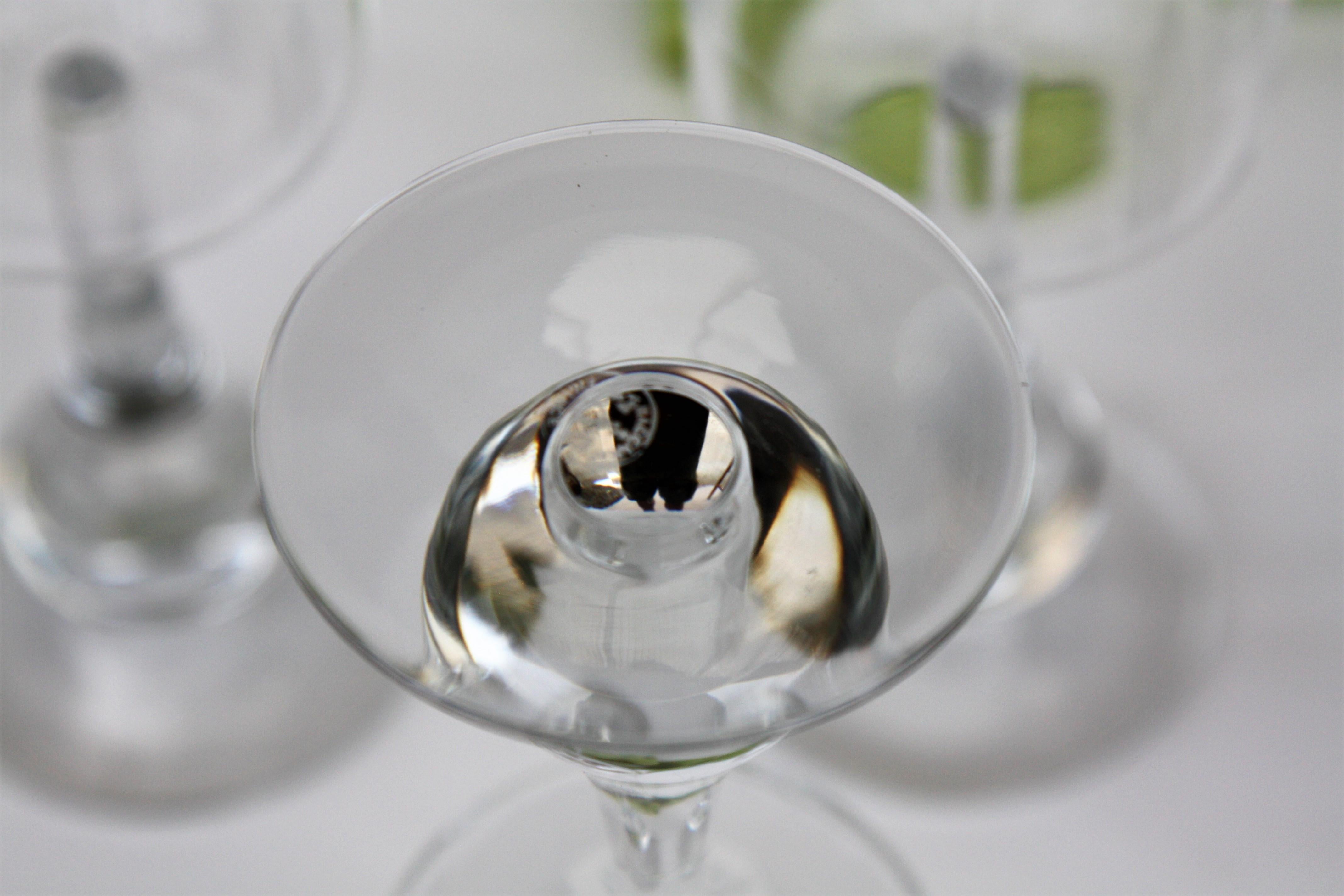 Wasserfassung in Baccarat-Kristall, Modell José. Gläser und Wasserkrug im Angebot 1