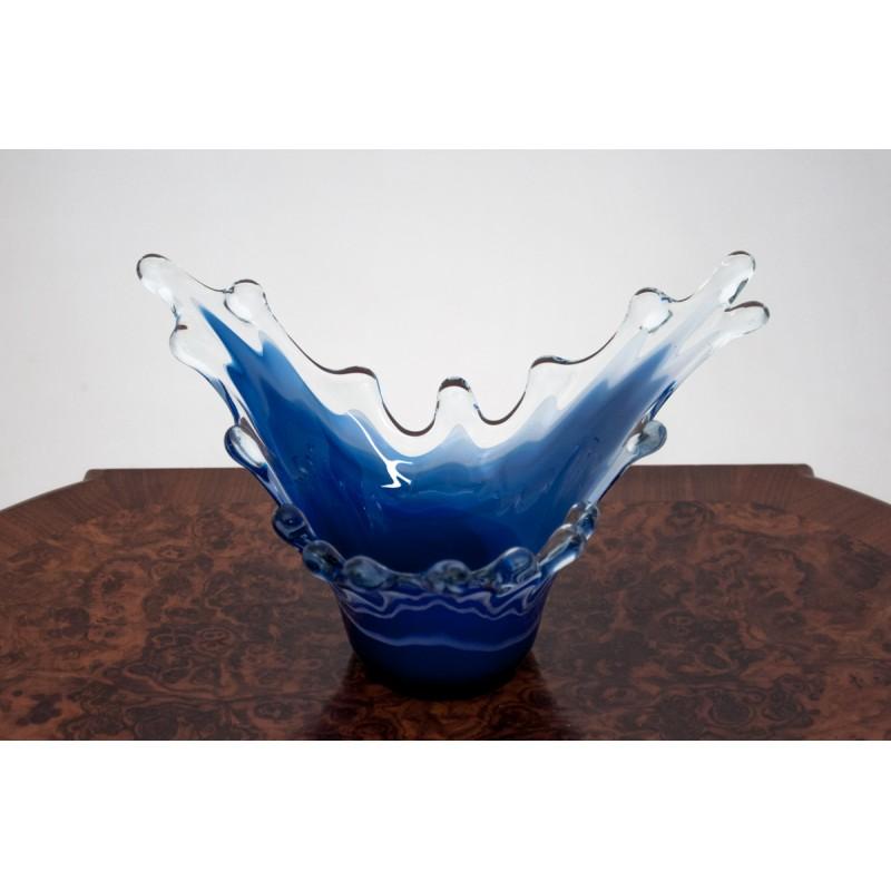 Water shaped original decorative bowl/fruit bowl. 
Made of blue and transparent art glass. 
Comes from Italy, from circa 1970-1980. 
Excellent condition, no scratches or loses.  
  