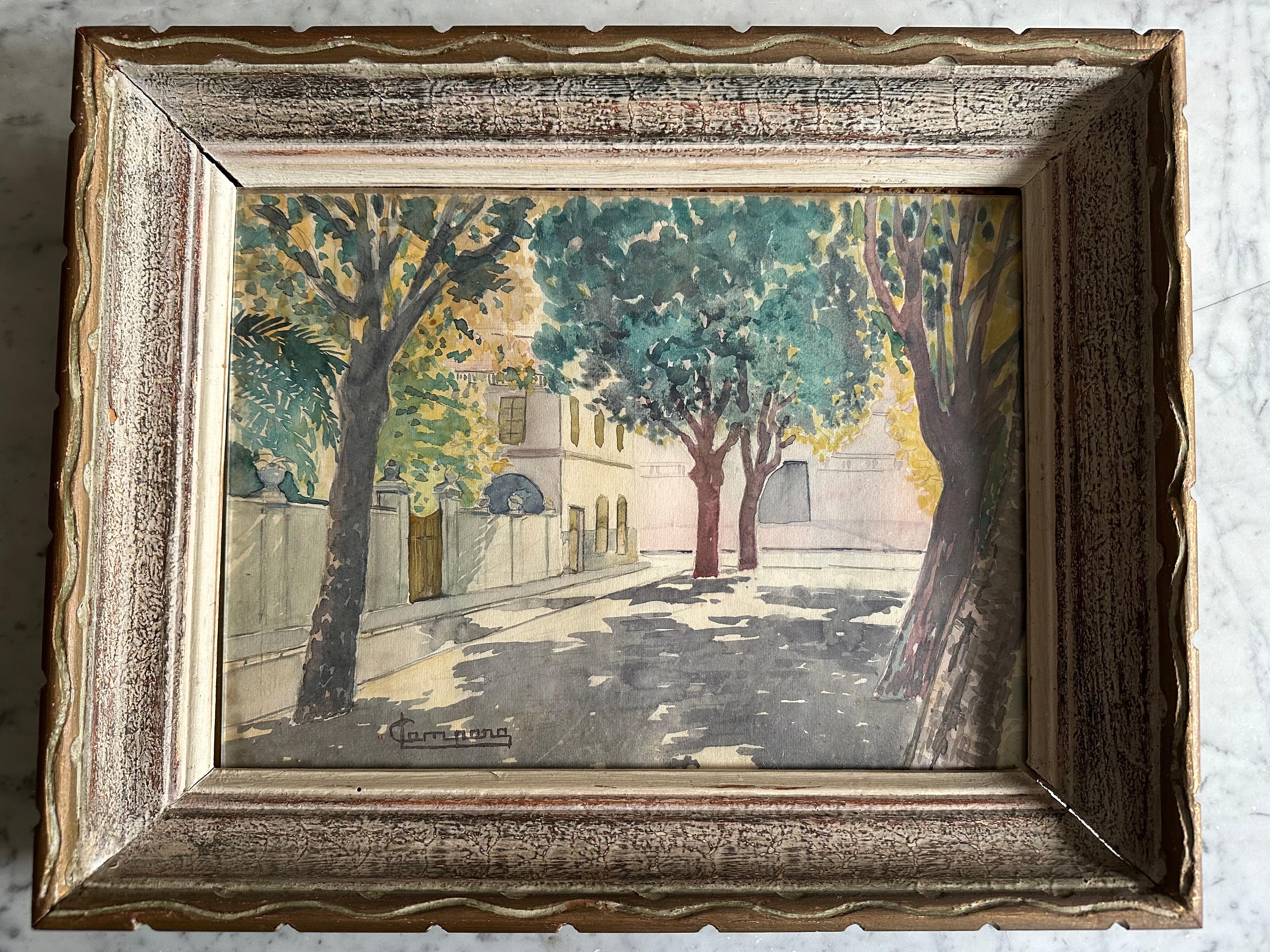 Deléitate con la belleza del arte de principios del siglo XX con esta cautivadora acuarela de Campana, un renombrado pintor francés del Art Déco. Creado hacia 1920, este cuadro representa maravillosamente una calle soleada de Niza, adornada con