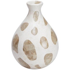 Waterdrop Shaped "Giraffe" Vase in White and Cantor Tessellated Stone