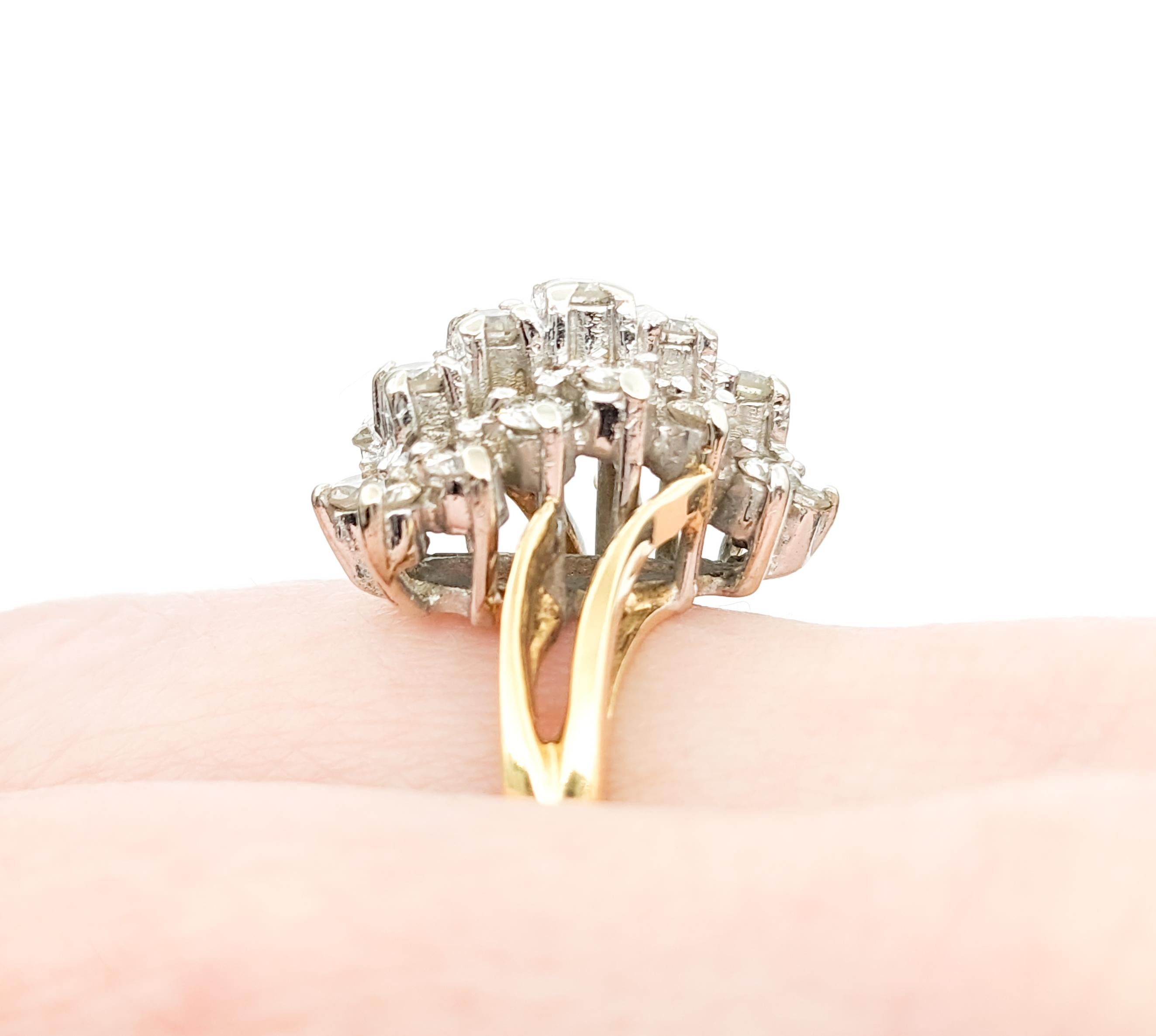 Wasserfall-Cluster-Ring aus Gelbgold mit 1,00 Karat Diamanten im Zustand „Hervorragend“ im Angebot in Bloomington, MN