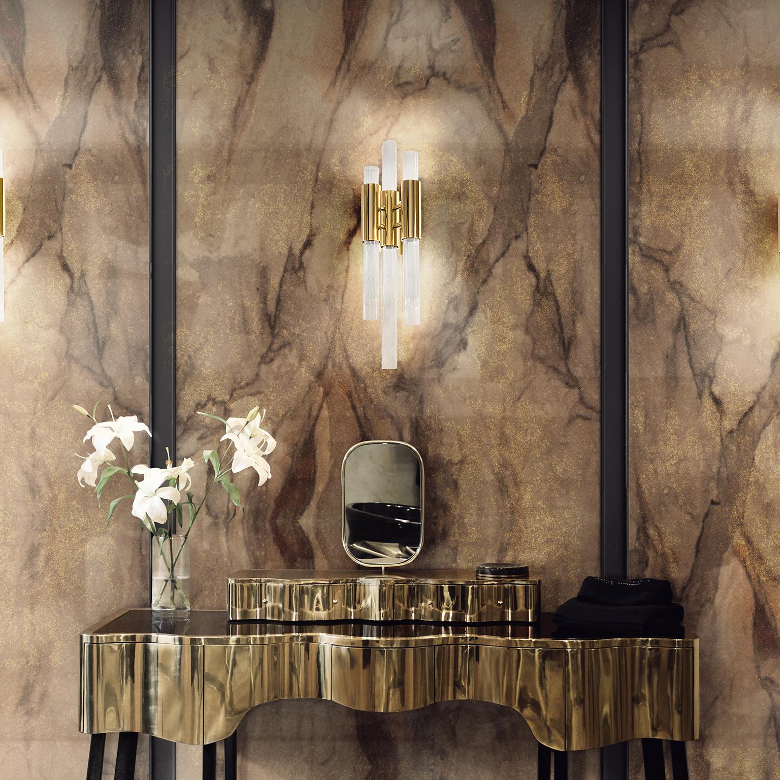 Modern Waterfall Sconce in Gold-Plated Brass with Crystal Glass For Sale
