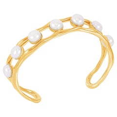 Bangle a cascata con perle d'acqua dolce bianche in oro vermeil