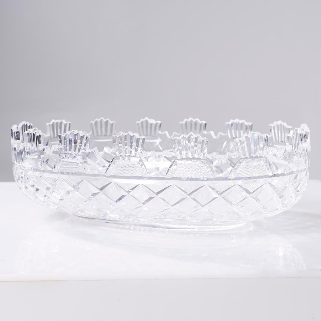 Moderne Waterford Cut Crystal Serving Dish Bowl (bol de service en cristal taillé) en vente