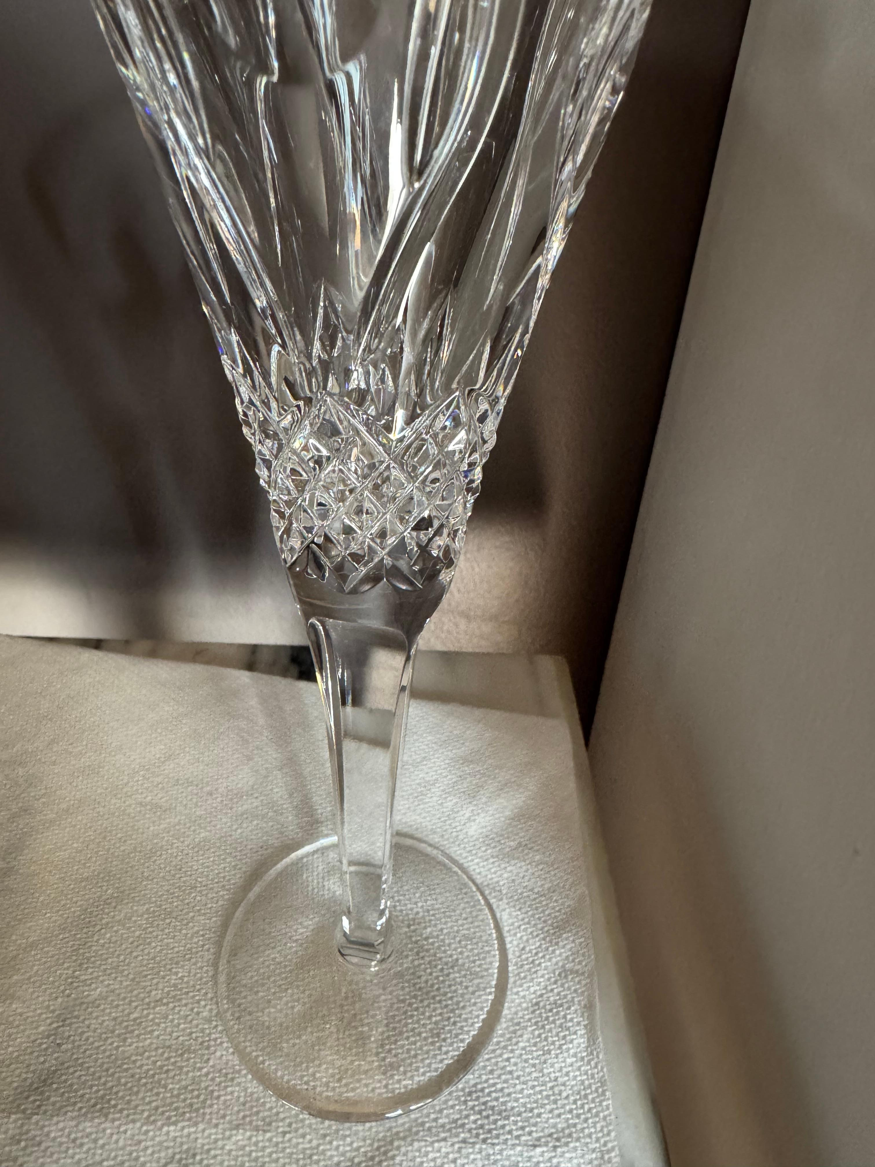 Waterford, 4e édition limitée, célébration de l'amitié et des flûtes montantes, ensemble de 2 pièces en vente 4