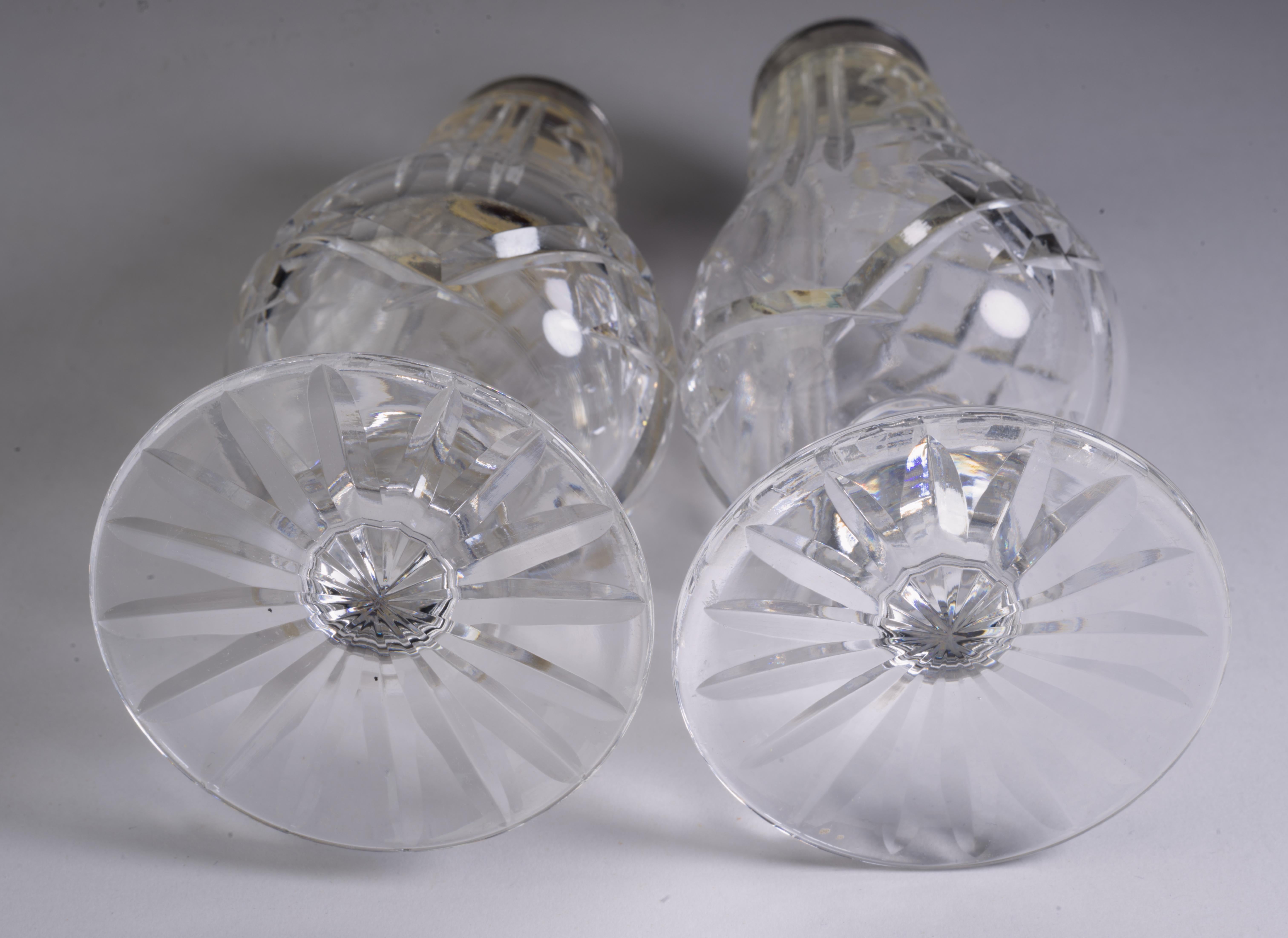 Waterford Rare Crystal Footed Salt & Pepper Shakers Glengarriff In Good Condition For Sale In Clifton Springs, NY
