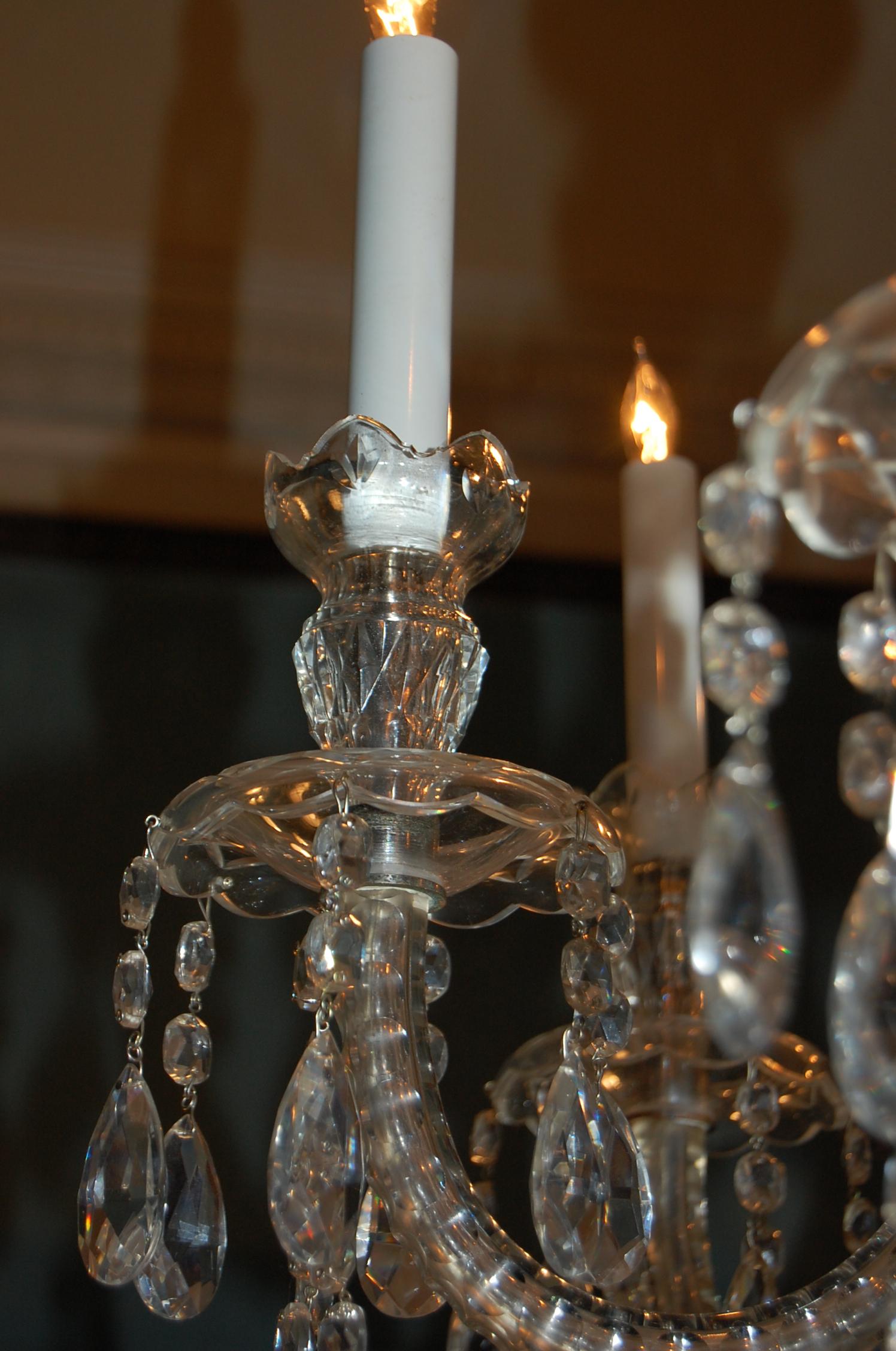 Waterford Style Georgian Cut Crystal Eight-Light Chandelier, circa 1910 For Sale 1