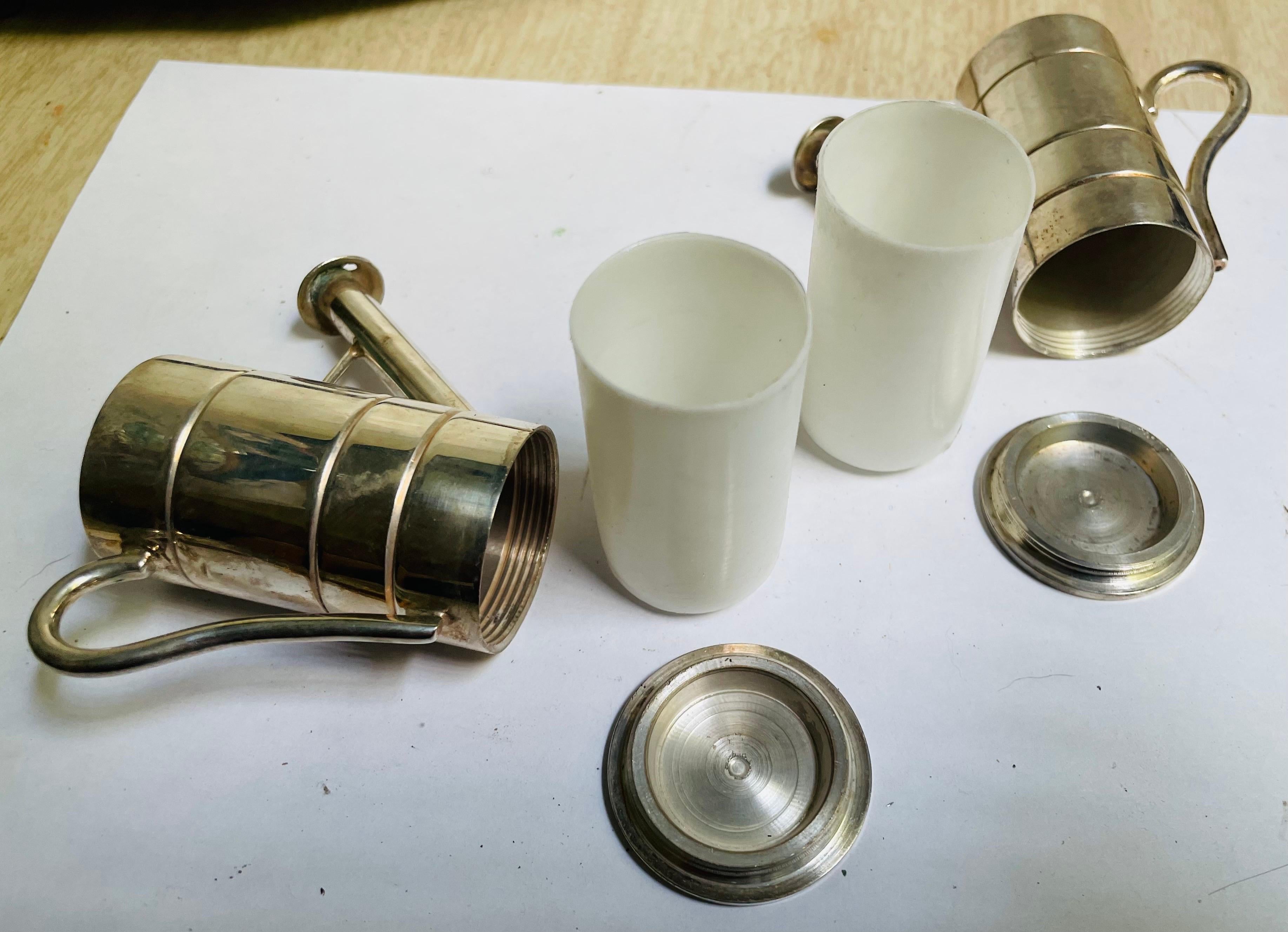 Gießkanne Sprinklerdose Salz- und Pfefferstreuer Paar aus Edelstahl im Angebot 5