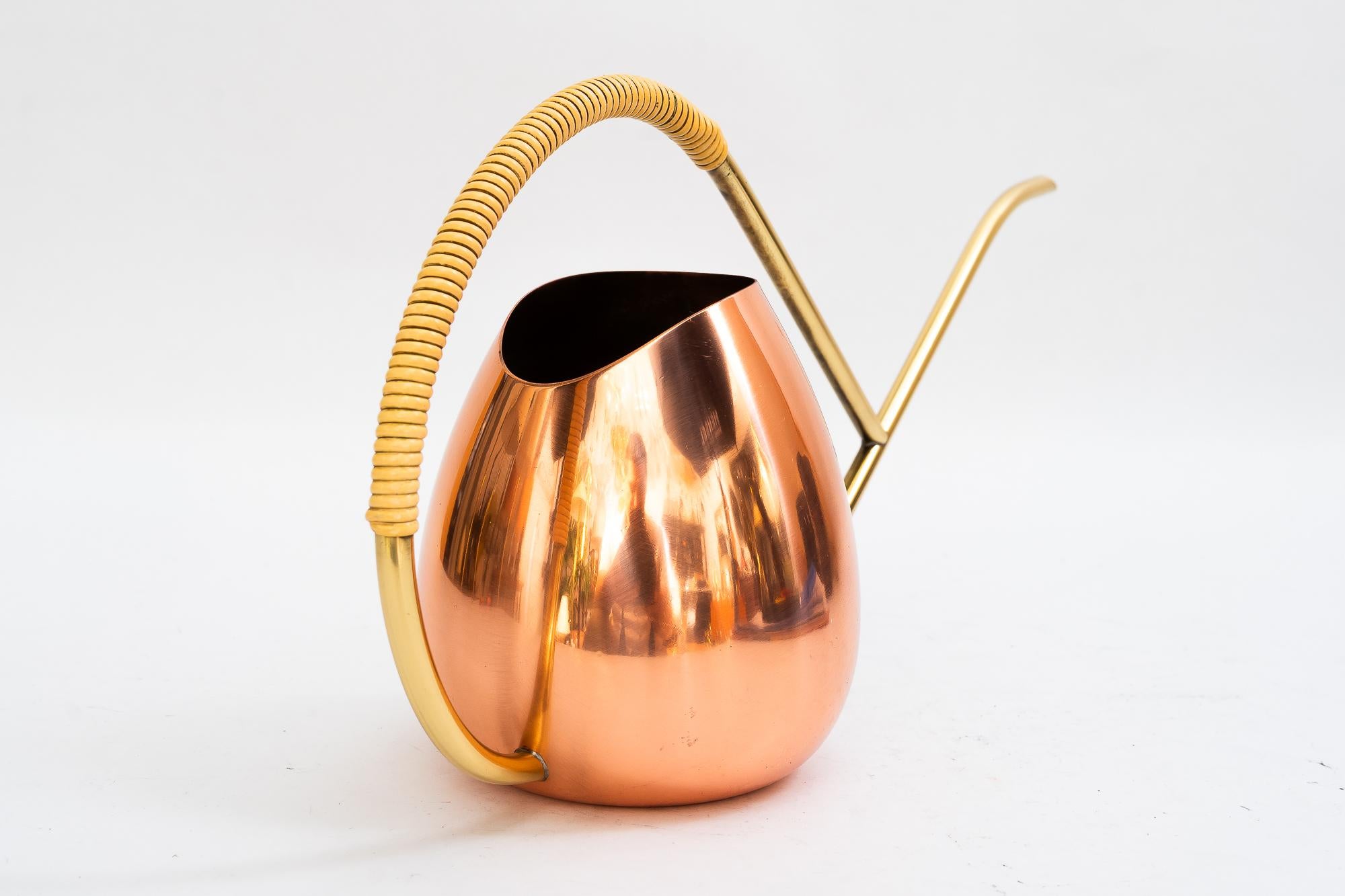 Can in rame in ottone per annaffiare, Vienna, 1950 circa In condizioni buone in vendita a Wien, AT