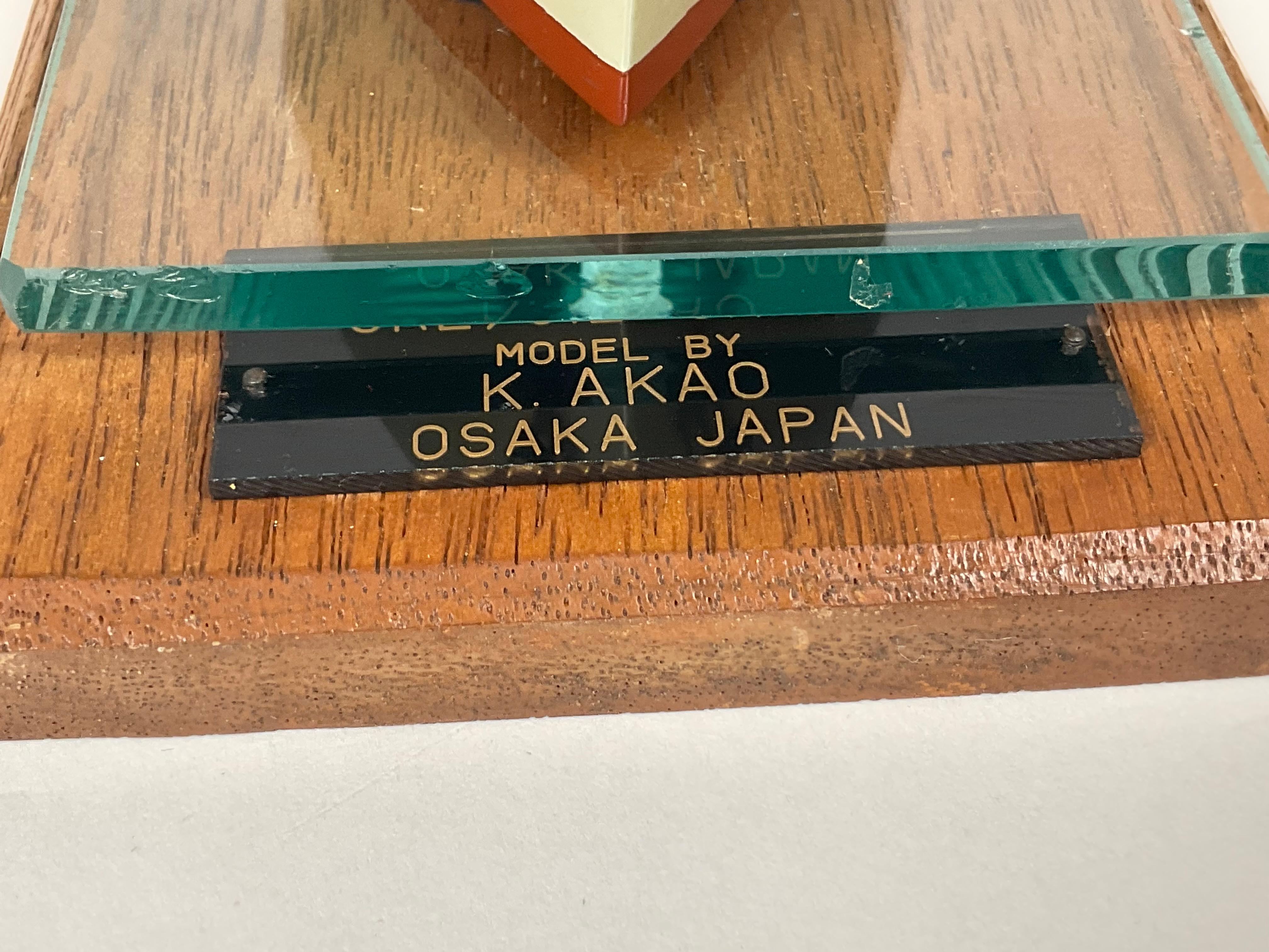 Modèle aquatique d'un porteur d'huile et d' Ore japonais en vente 11