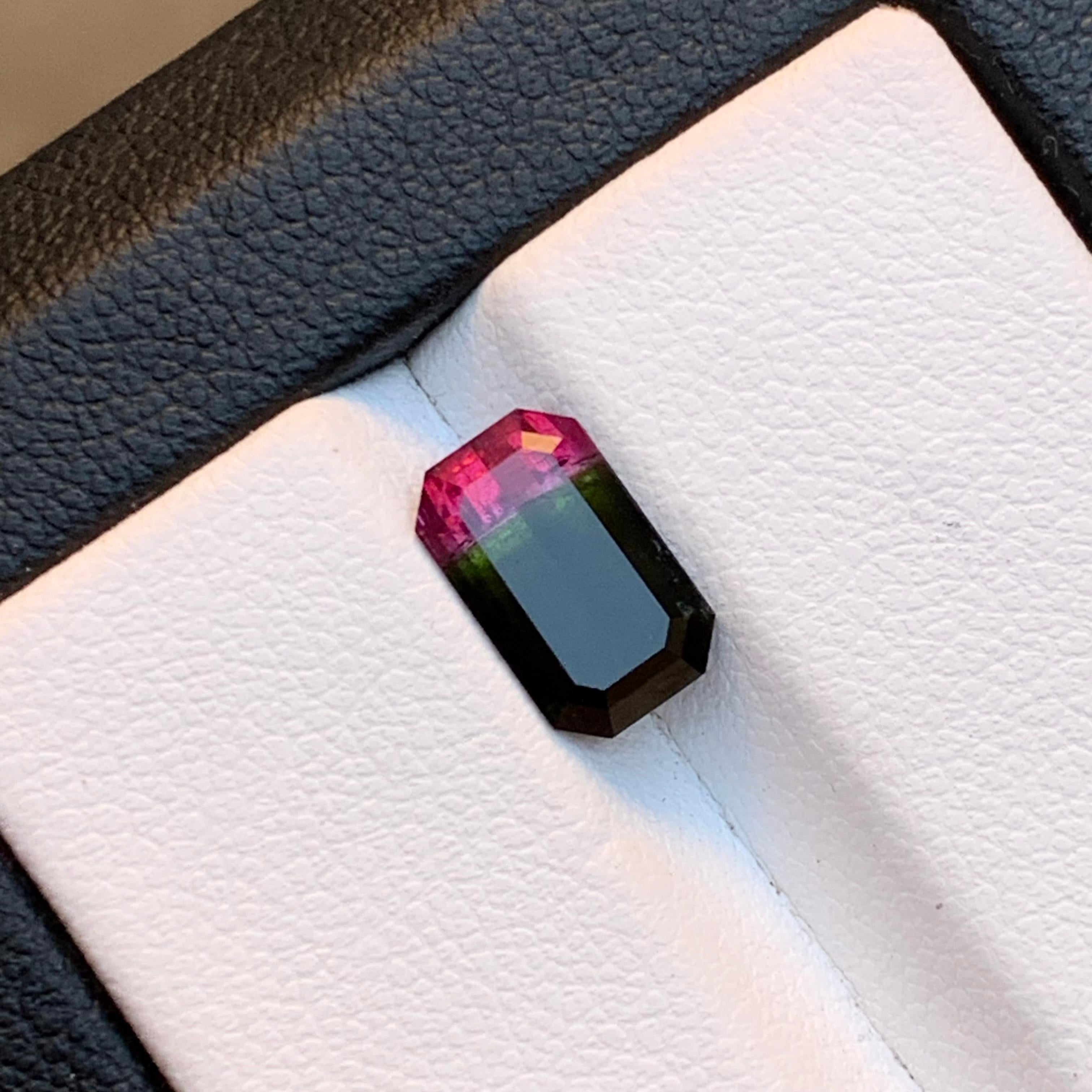 Waterman Bicolor Natural Tourmaline Loose Gemstone for Ring, Necklace Pendant, or any other Jewelry Setting-Emerald Cut!!

💎 GEMSTONE TYPE: Tourmaline
⚖️ WEIGHT: 2.10 Carats
🪚 SHAPE & CUT: Emerald Cut
📏 SIZE (MM): 9.61 x 5.82 x 4.14
🌈 COLOR: 