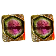 Watermelon Sapphire Cufflinks in 18K Yellow Gold