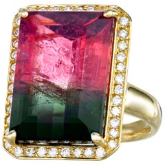 Watermelon Tourmaline 17.29 Carat Diamond 18 Karat Gold Cocktail Ring