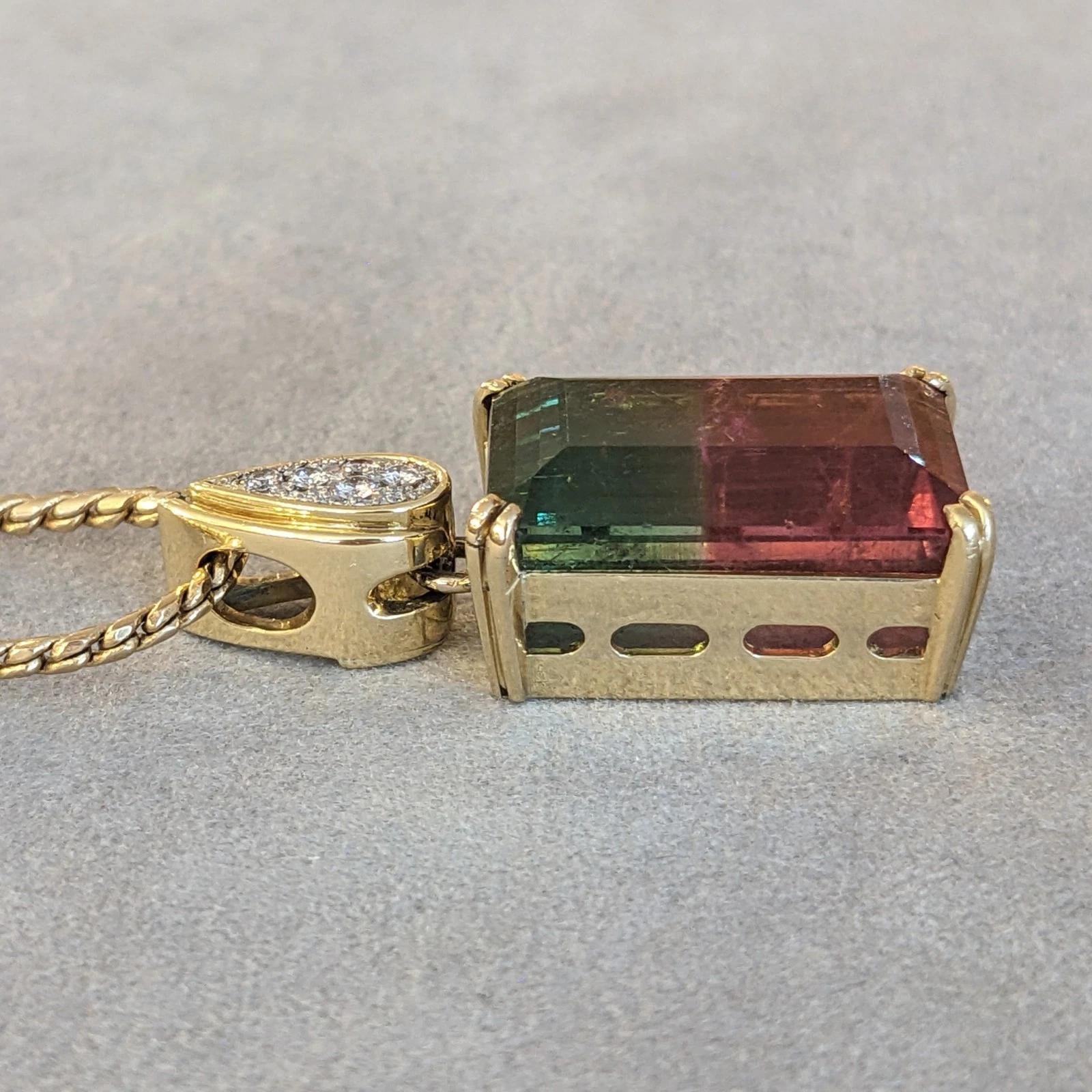 Wassermelone Turmalin und Diamant-Anhänger in 18k Gold und Platin 14k Kette im Angebot 1