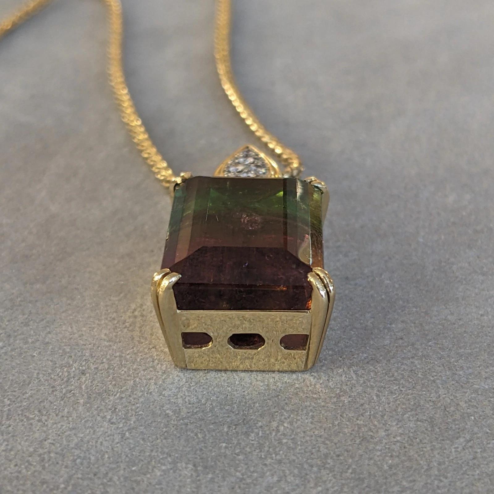 Wassermelone Turmalin und Diamant-Anhänger in 18k Gold und Platin 14k Kette im Angebot 2