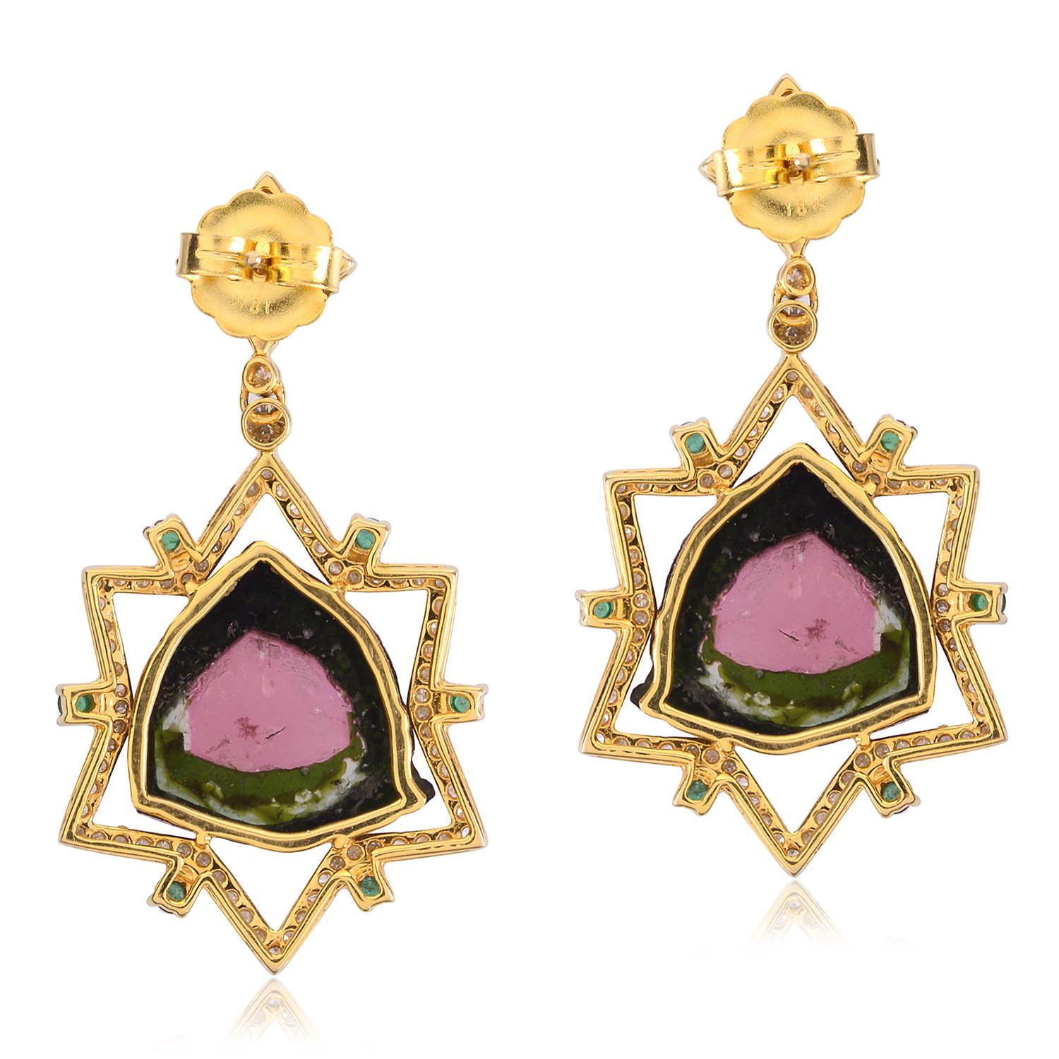 Watermelon Tourmaline Earring with Diamonds and Emerald Made In 18k Yellow Gold In New Condition In New York, NY