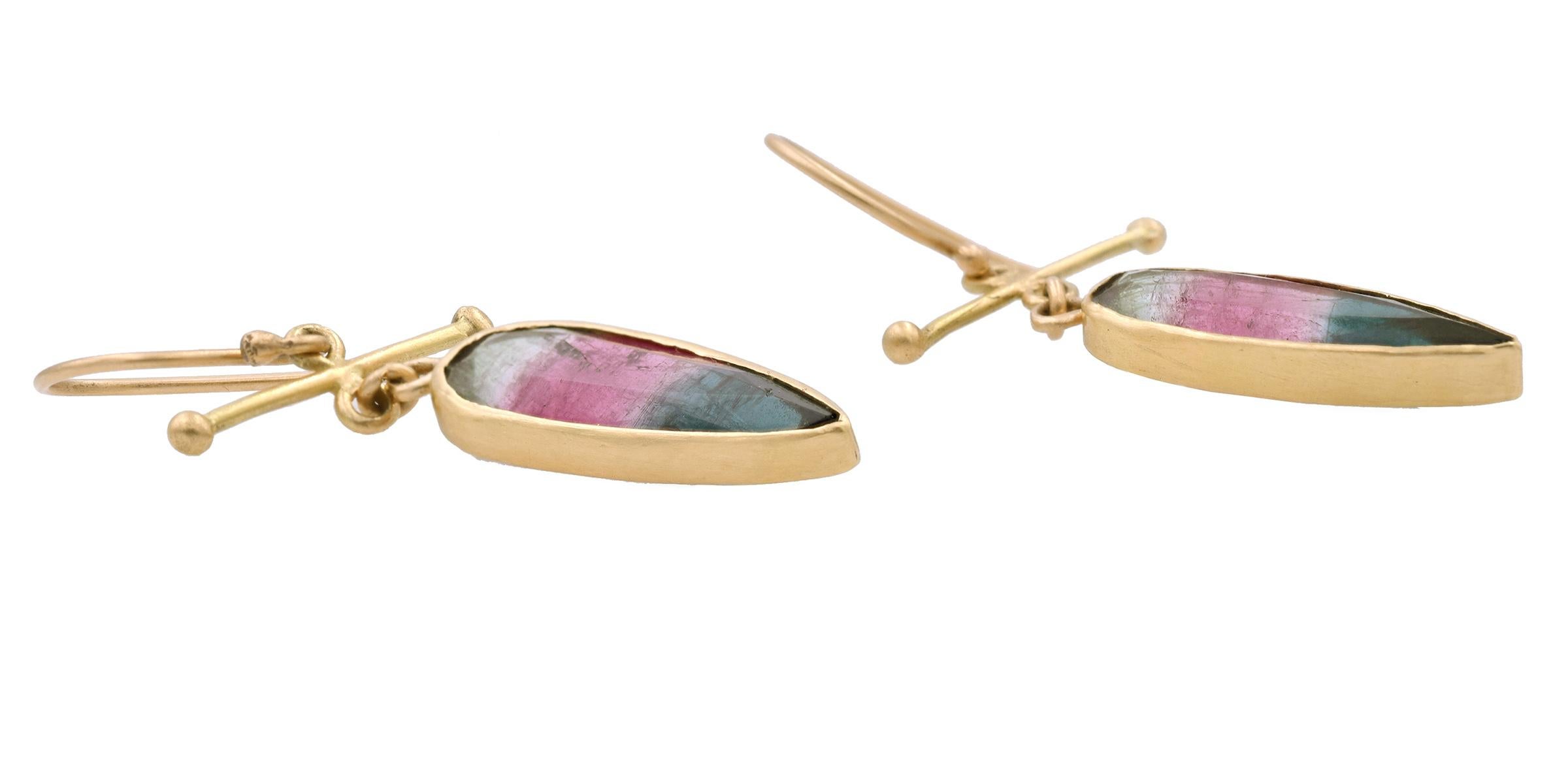 Watermelon Tourmaline Gold Earrings In New Condition For Sale In New York, NY