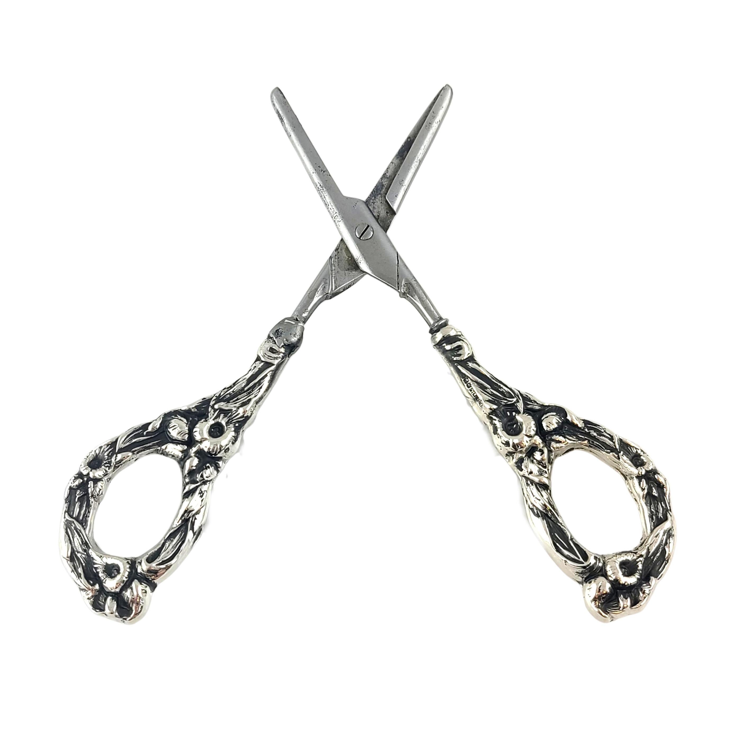 Watson Sterling Silver Floral Handle Grape Shears/Scissors In Good Condition For Sale In Washington Depot, CT