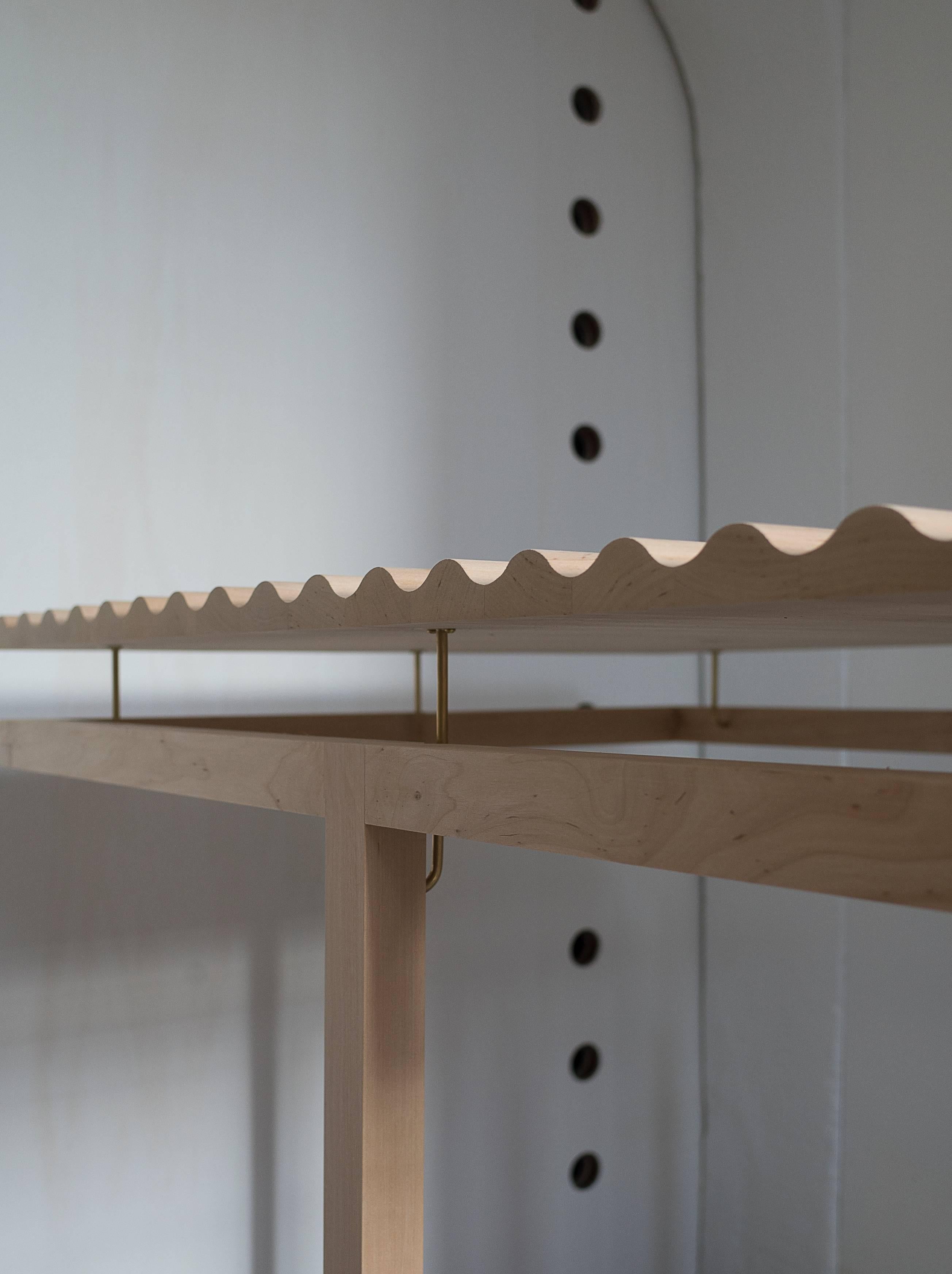 Danese Scultura contemporanea in legno di sambuco rosso realizzata a mano in Danimarca da Örn Duvald in vendita