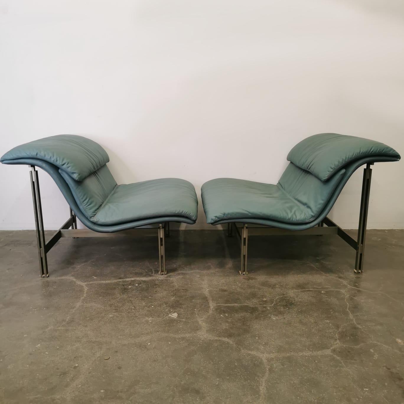 Modern Wave Armchair, Giovanni Offredi, Saporiti For Sale
