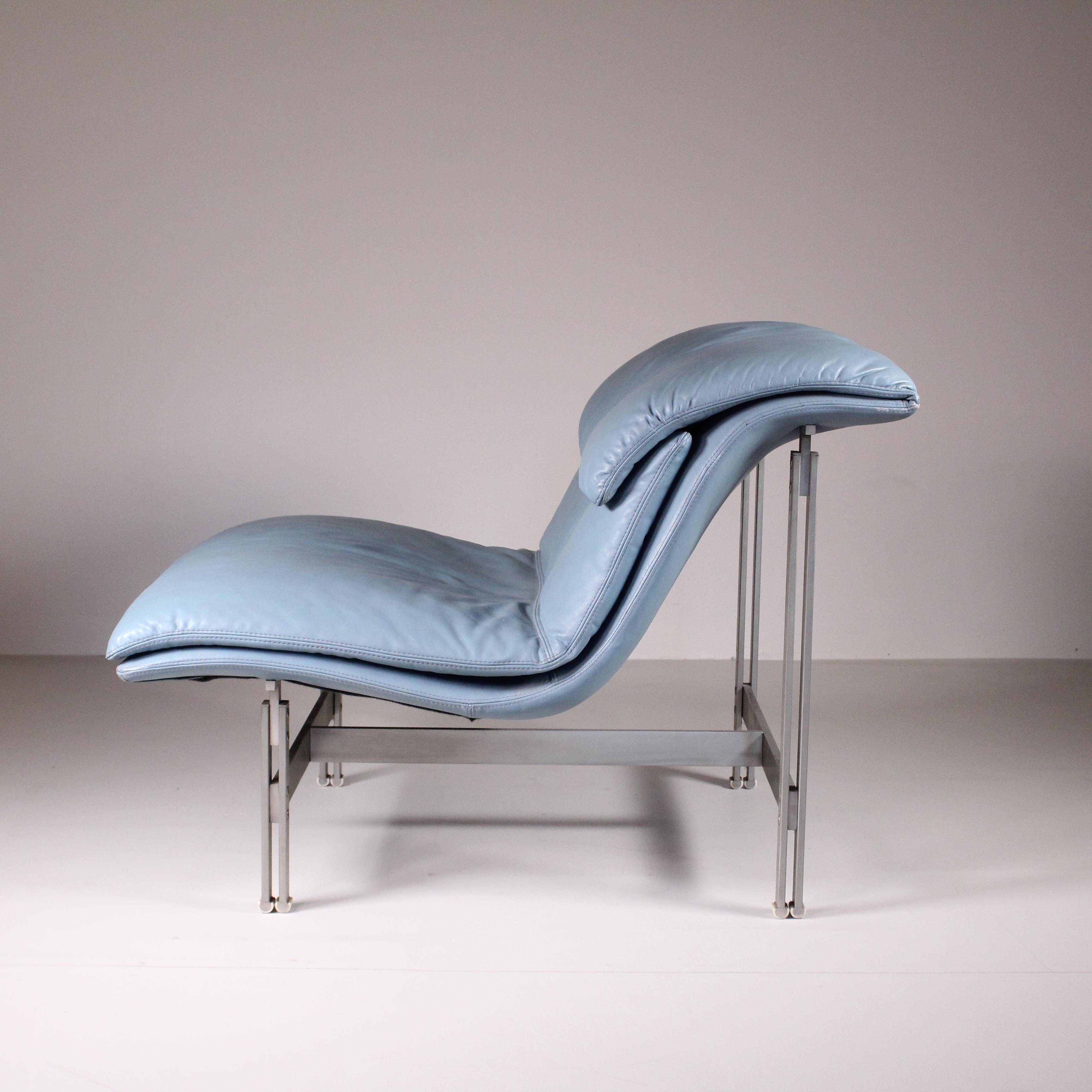 Wave Armchair, Giovanni Offredi, Saporiti In Good Condition For Sale In Milano, Lombardia