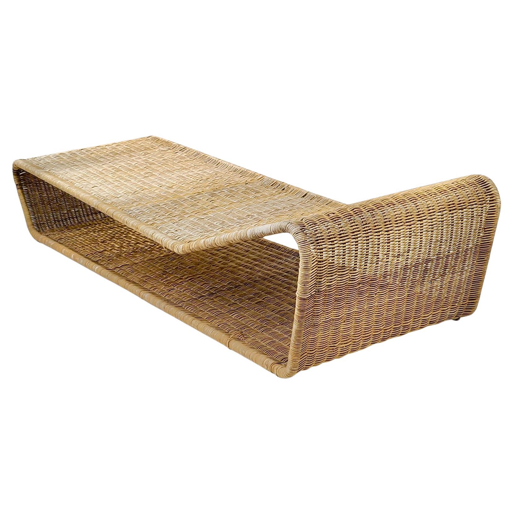 Osier Chaise Wave par Danny Ho Fong en vente