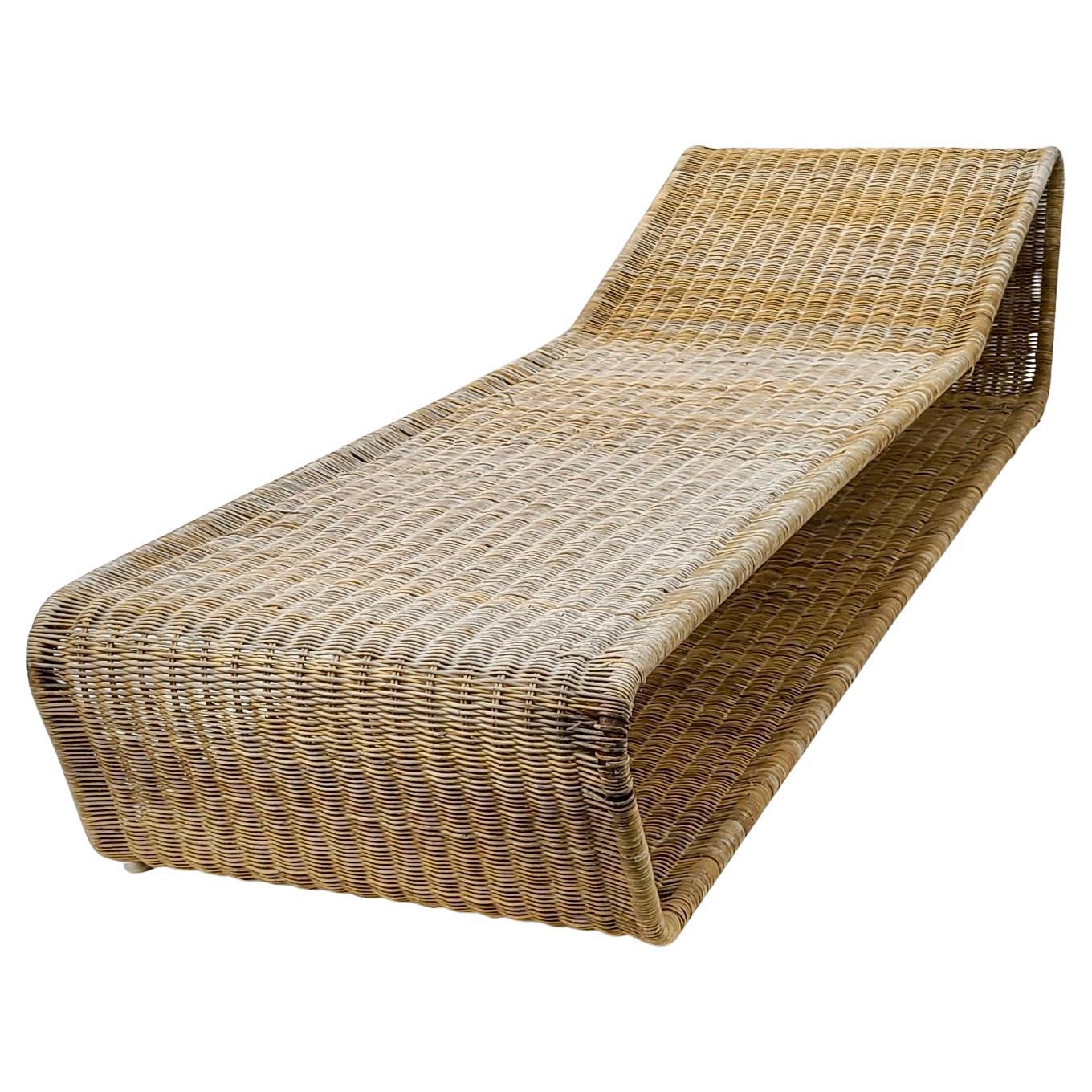 Chaise Wave par Danny Ho Fong en vente 1