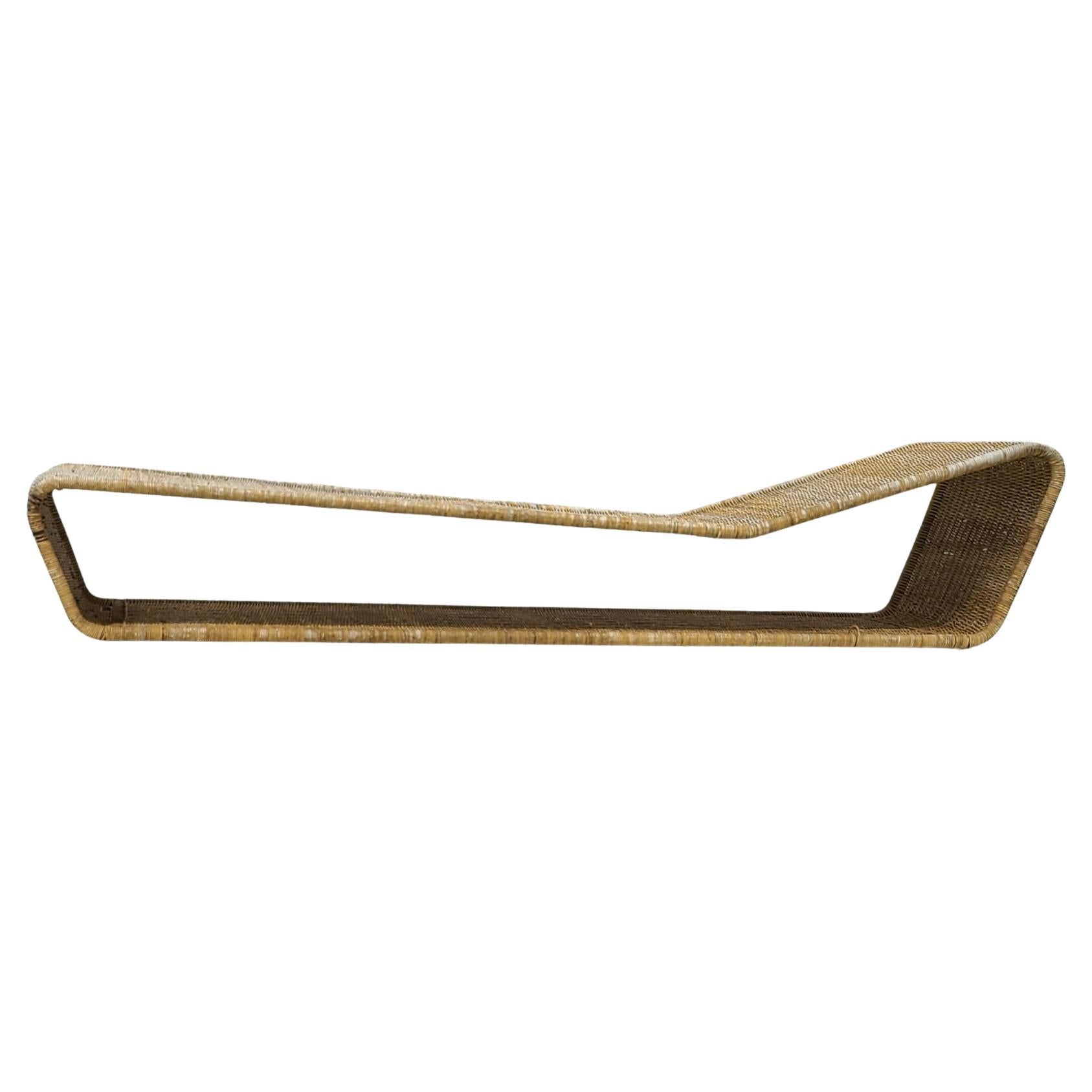 Chaise Wave par Danny Ho Fong en vente