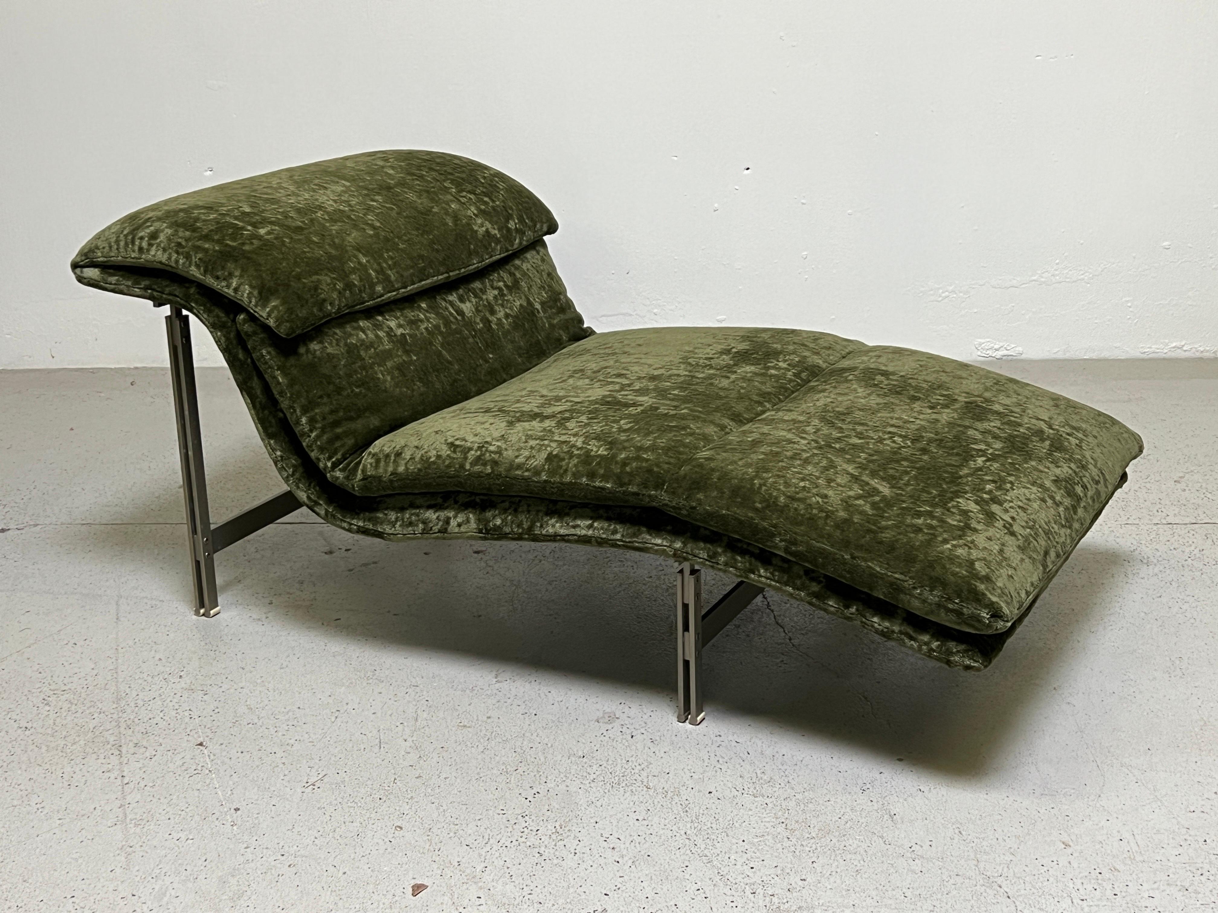 Wave Chaise by Giovanni Offredi for Saporiti Italia 3