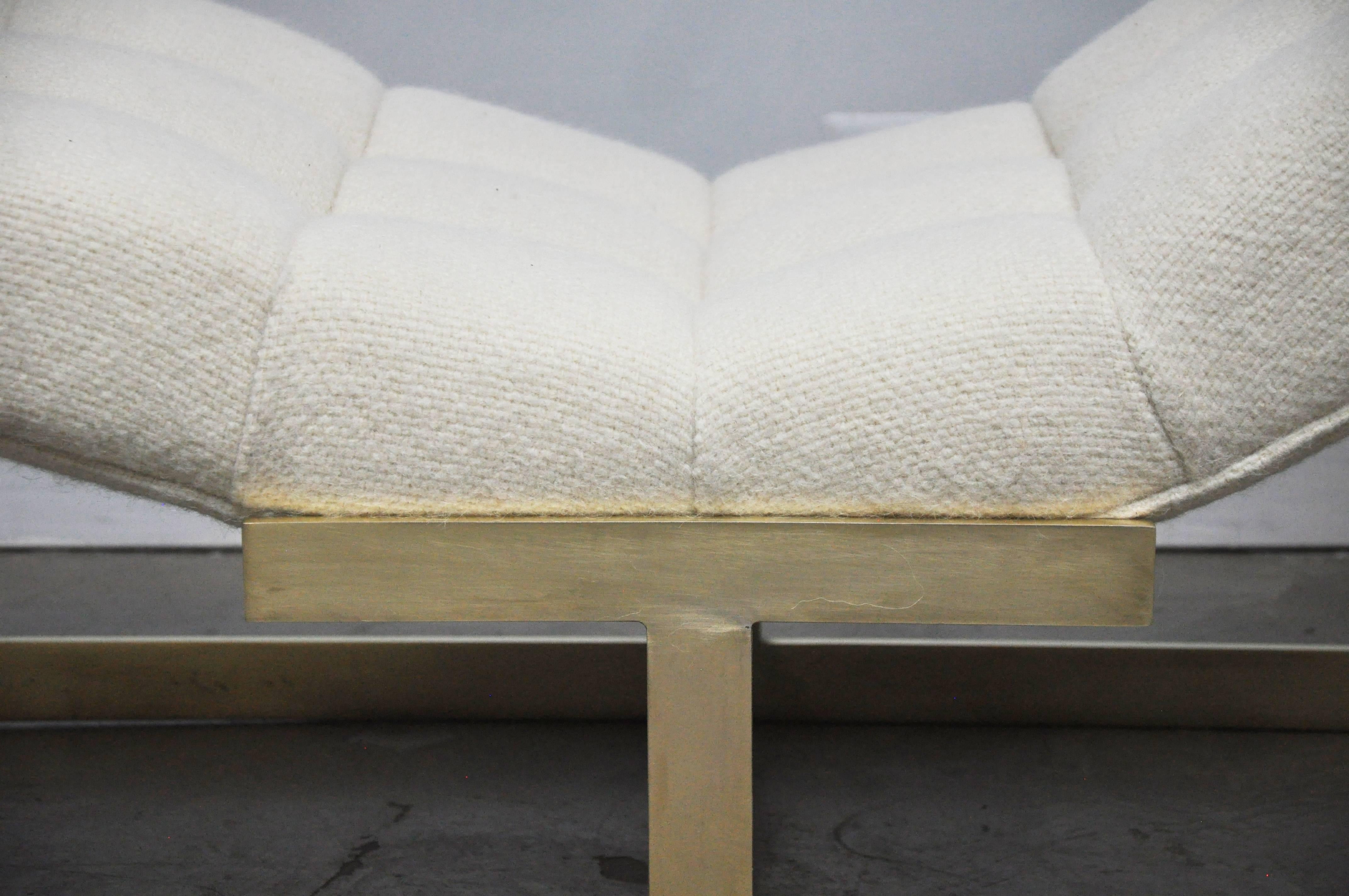 Wave Chaise on Brass base 1