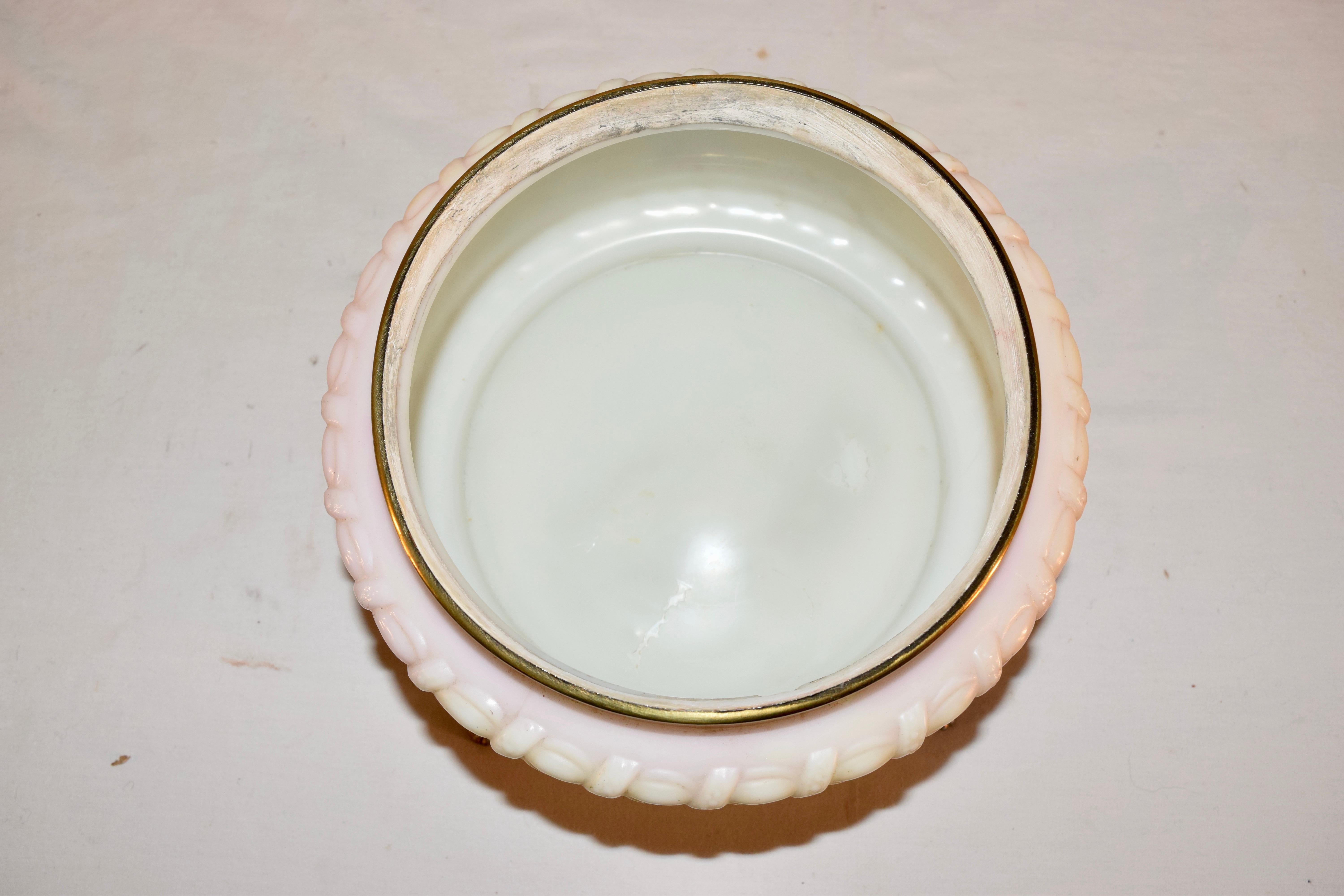 Vetro Ferner di vetro Wave Crest, circa 1900 in vendita