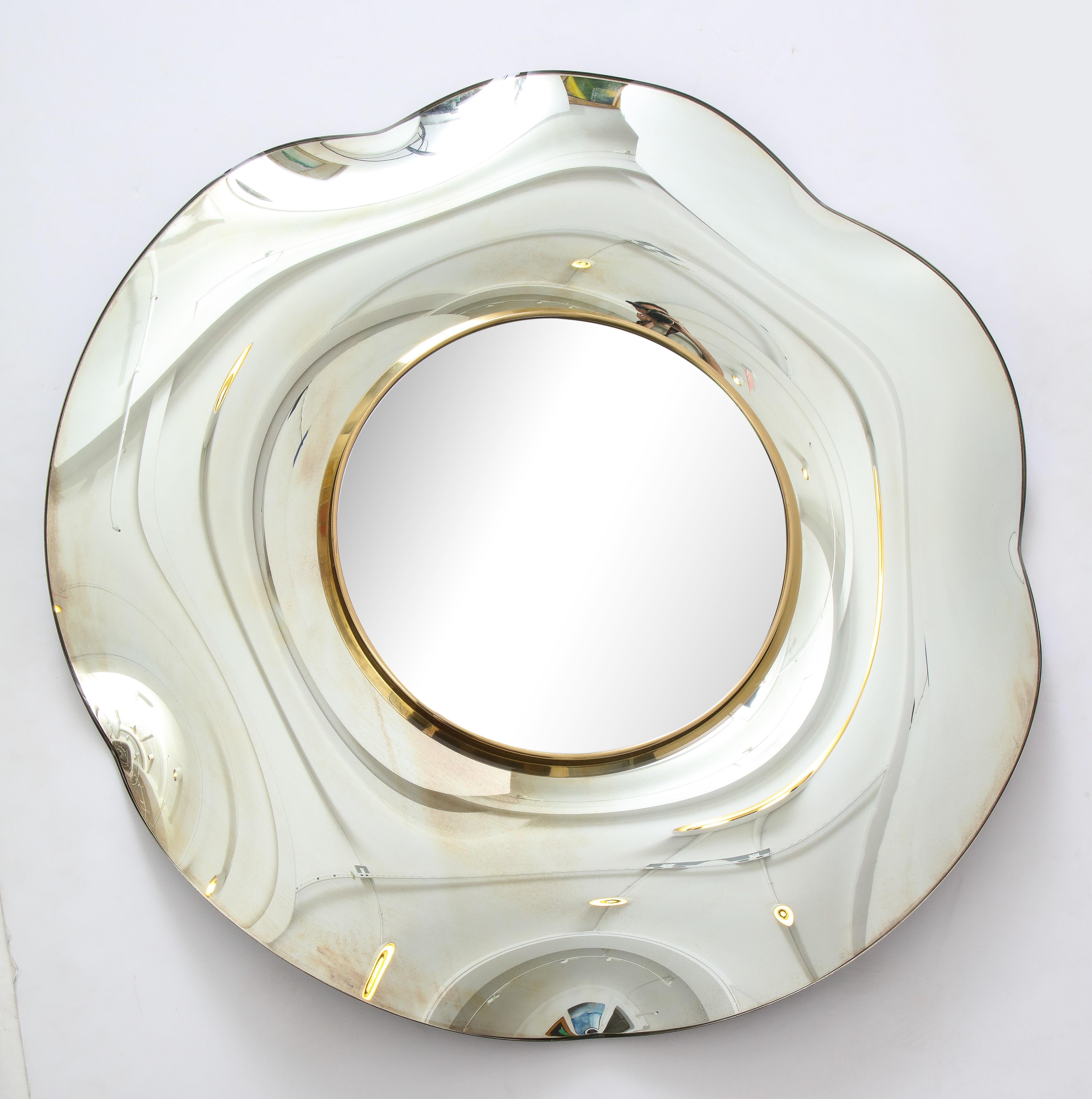 Stunning wave wall mirror by Ghiró studio, beautiful frame with brass detail.