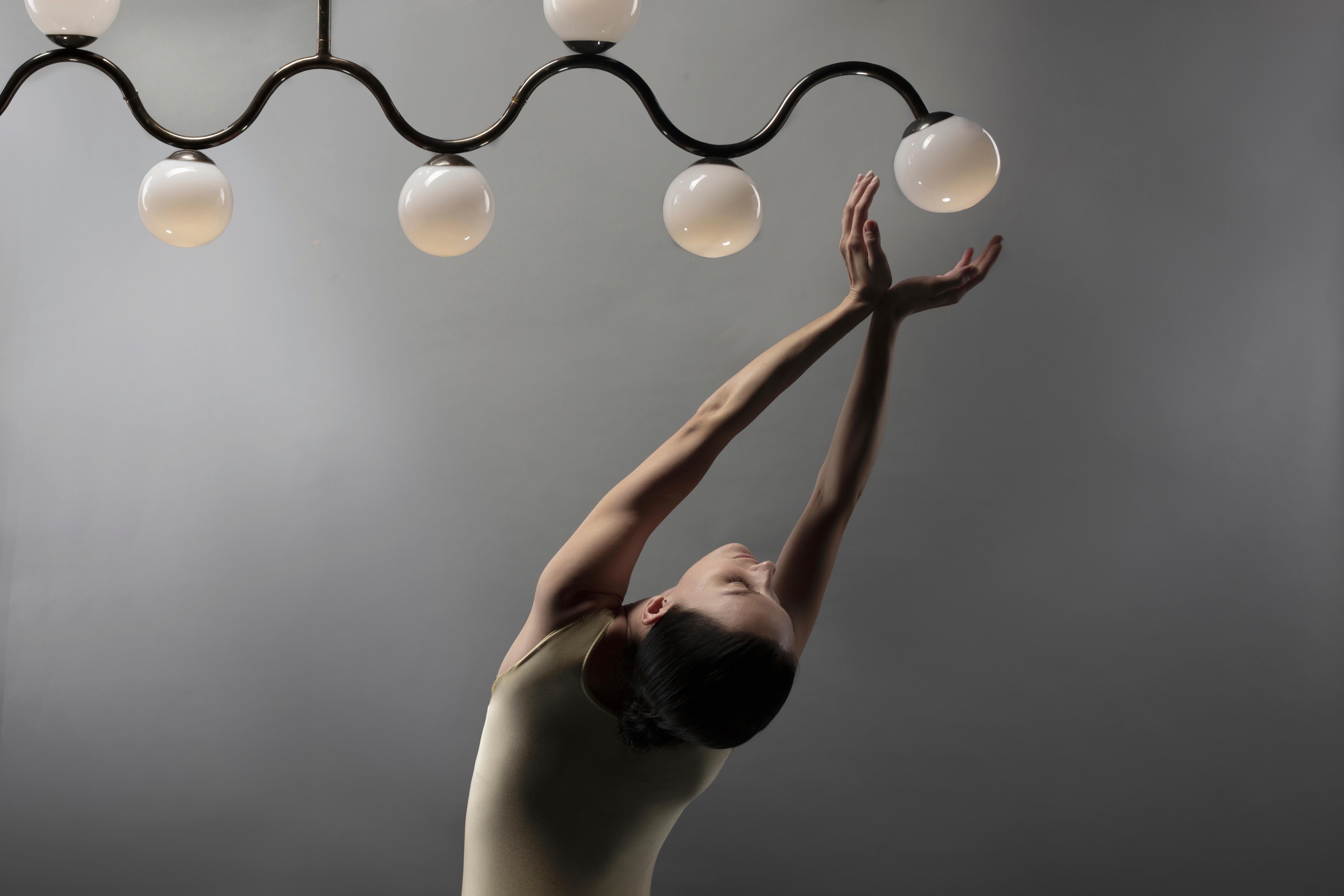 Bauhaus Luce a lunghezza d'onda con LED integrato e acciaio verniciato a polvere in vendita