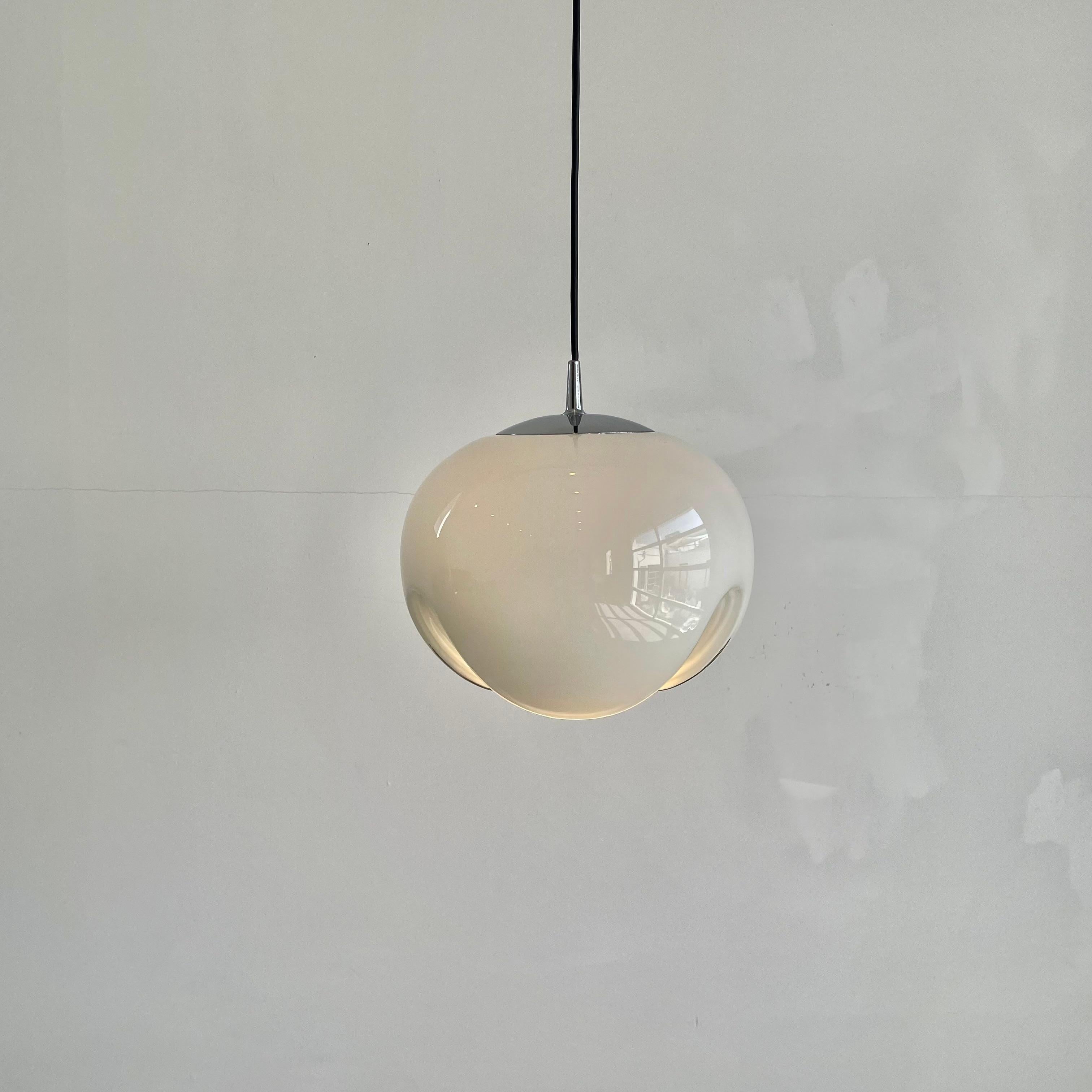'Wave' Pendant Light by Piell and Putzler, 1960s Germany For Sale 4