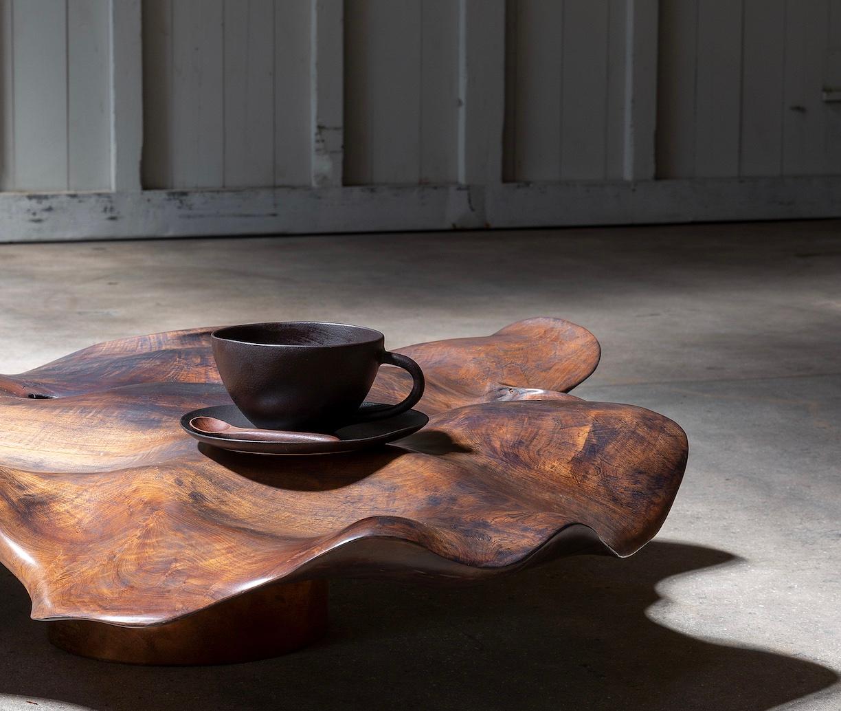 Modern Wave Sculpture Table by CEU Studio, Represented by Tuleste Factory For Sale