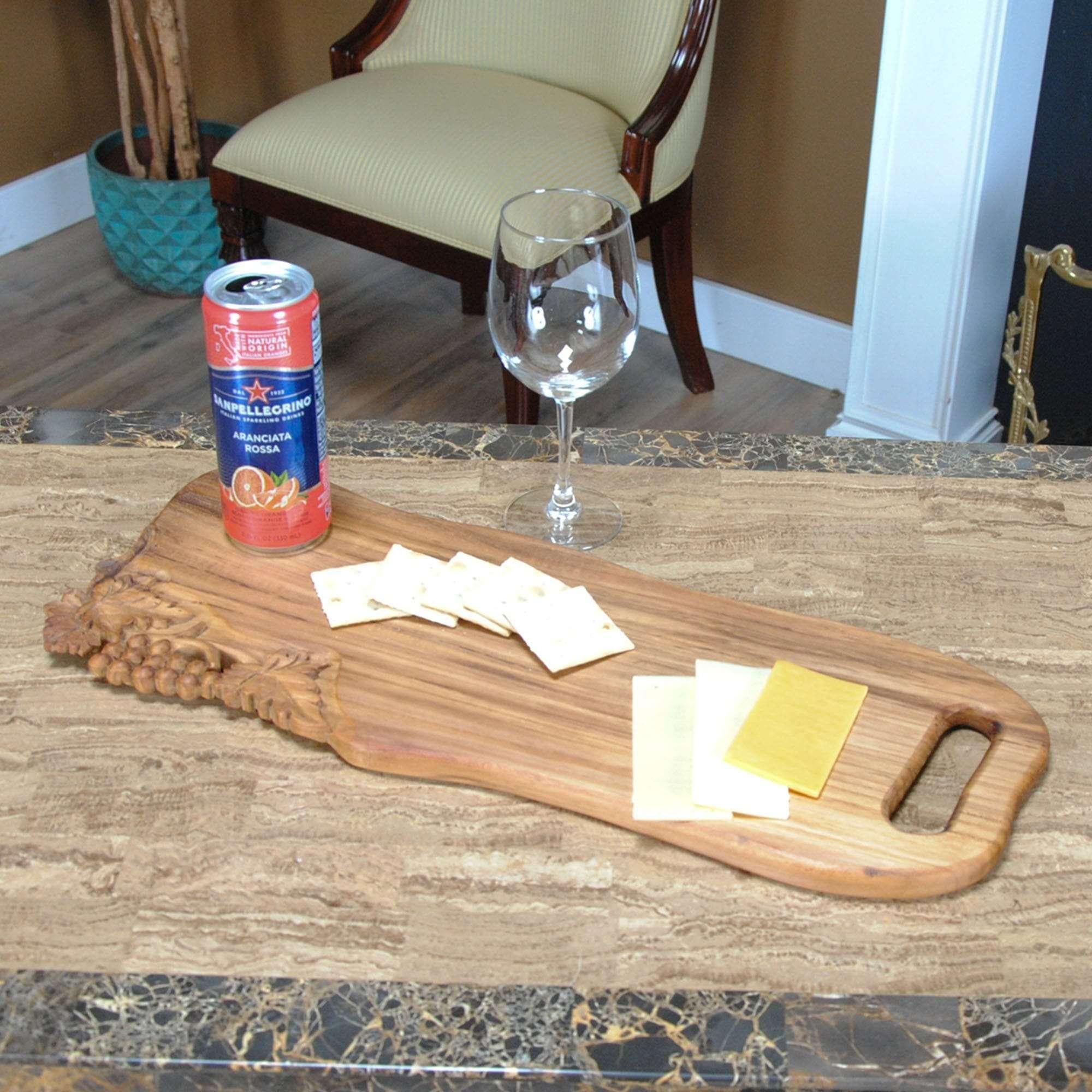 Wave Shaped Teak Cutting Board with Grapes In New Condition For Sale In Annville, PA