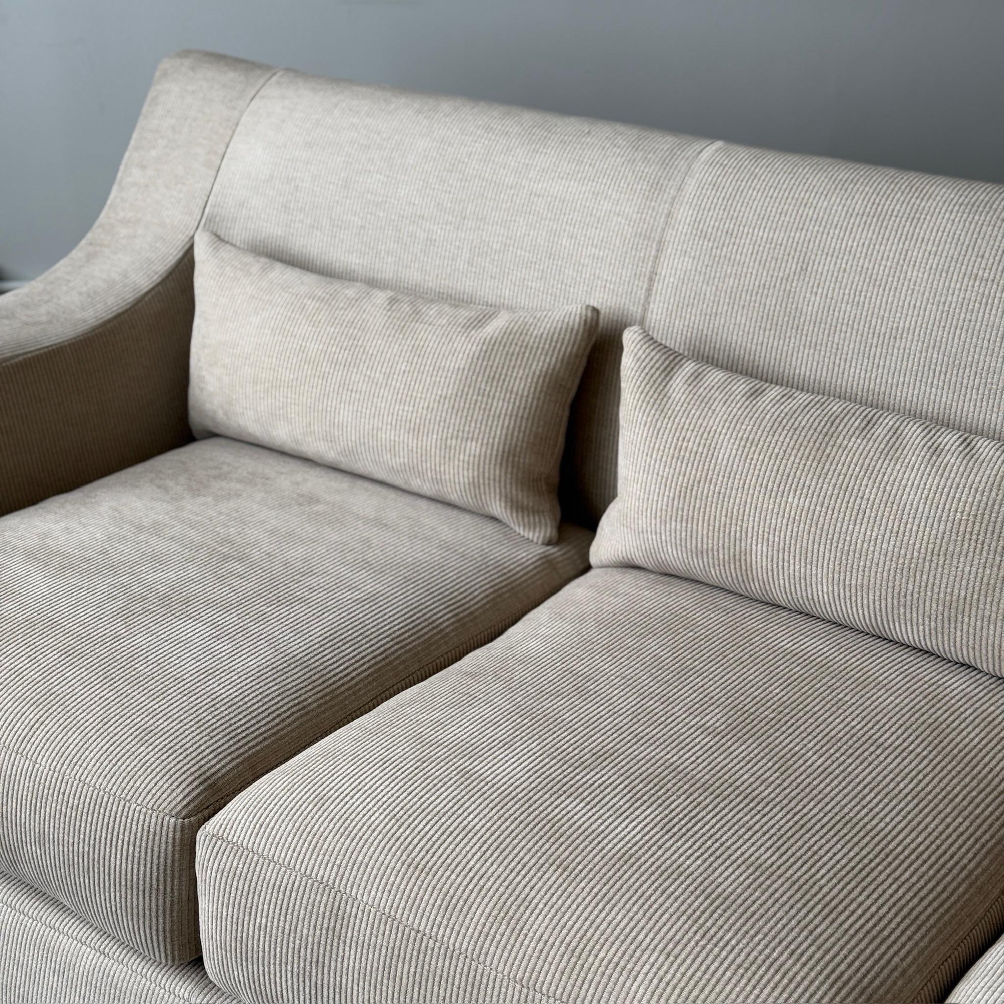 Sofa Wave von Vladimir Kagan für American Leather in Corduroy im Zustand „Gut“ im Angebot in Chicago, IL