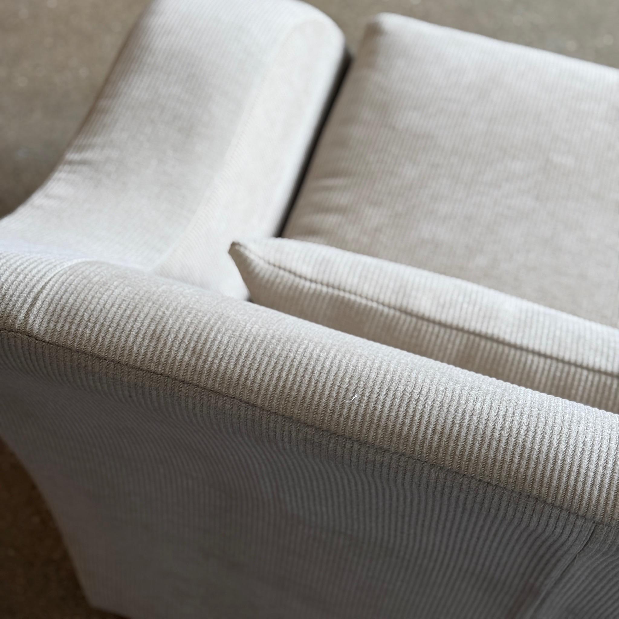 Sofa Wave von Vladimir Kagan für American Leather in Corduroy im Angebot 2