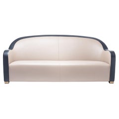 Wave Sofa  in einem zeitlosen Stil, Signatur von Hugues Chevalier