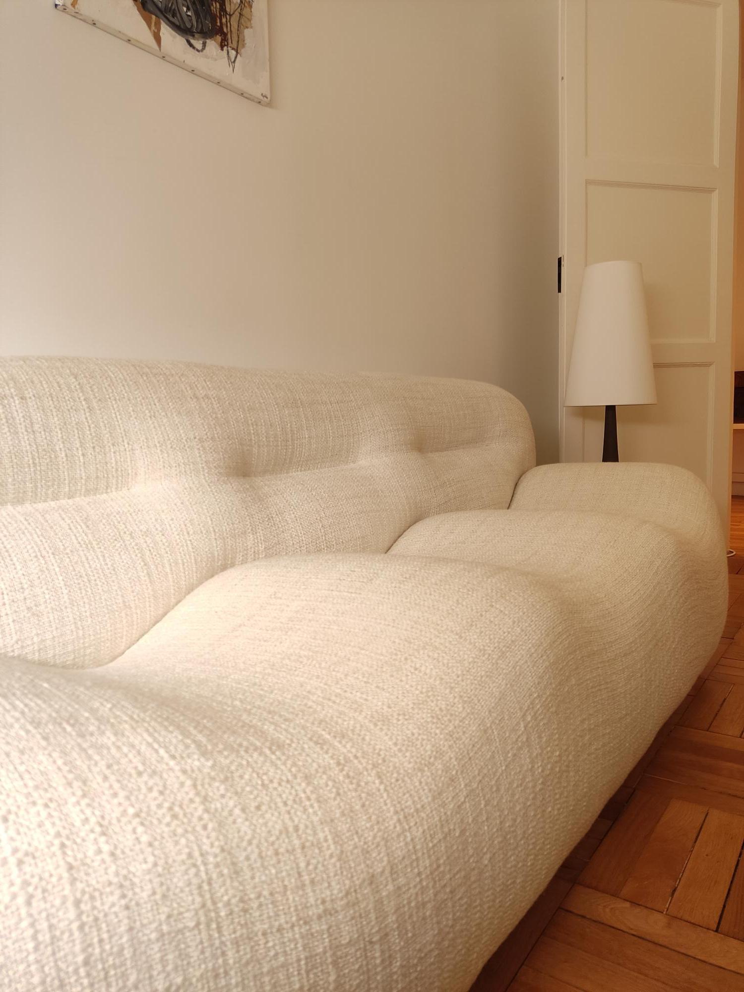 Italian wave sofa - Italy 1970 For Sale