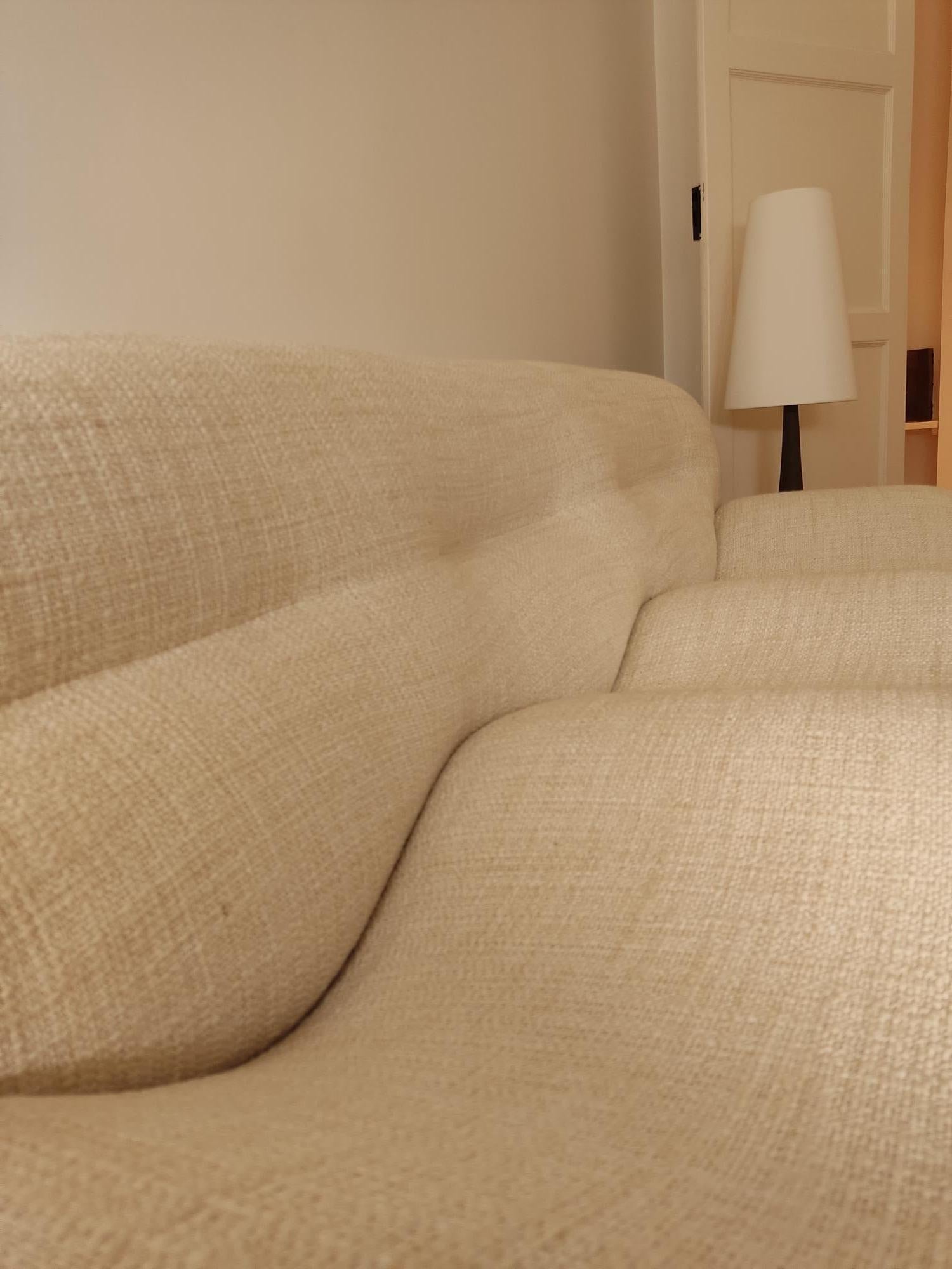 wave sofa - Italy 1970 In Good Condition For Sale In Paris, FR