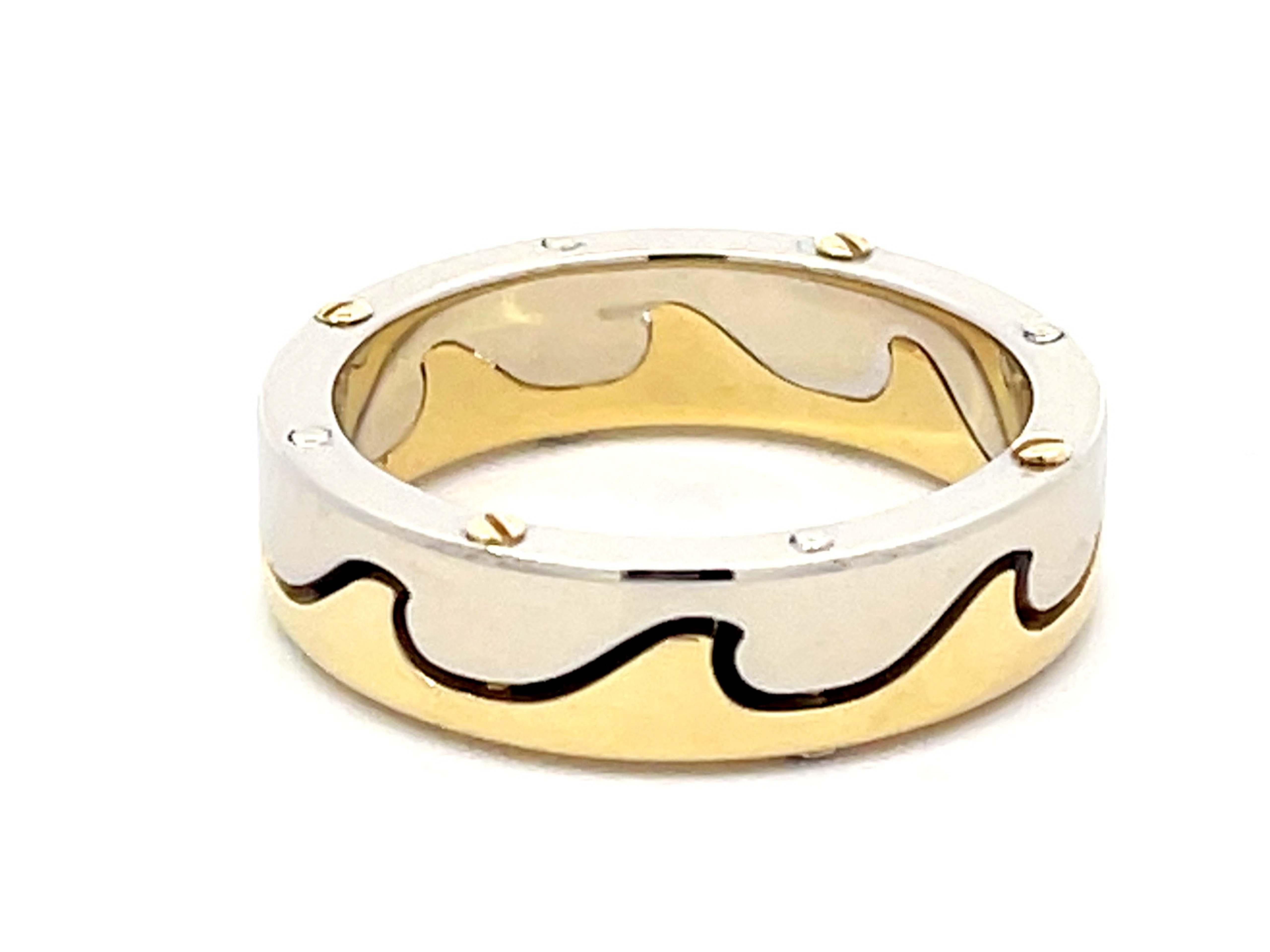Women's or Men's Wave Two Toned Screw Motif Ring in 18k Gold For Sale