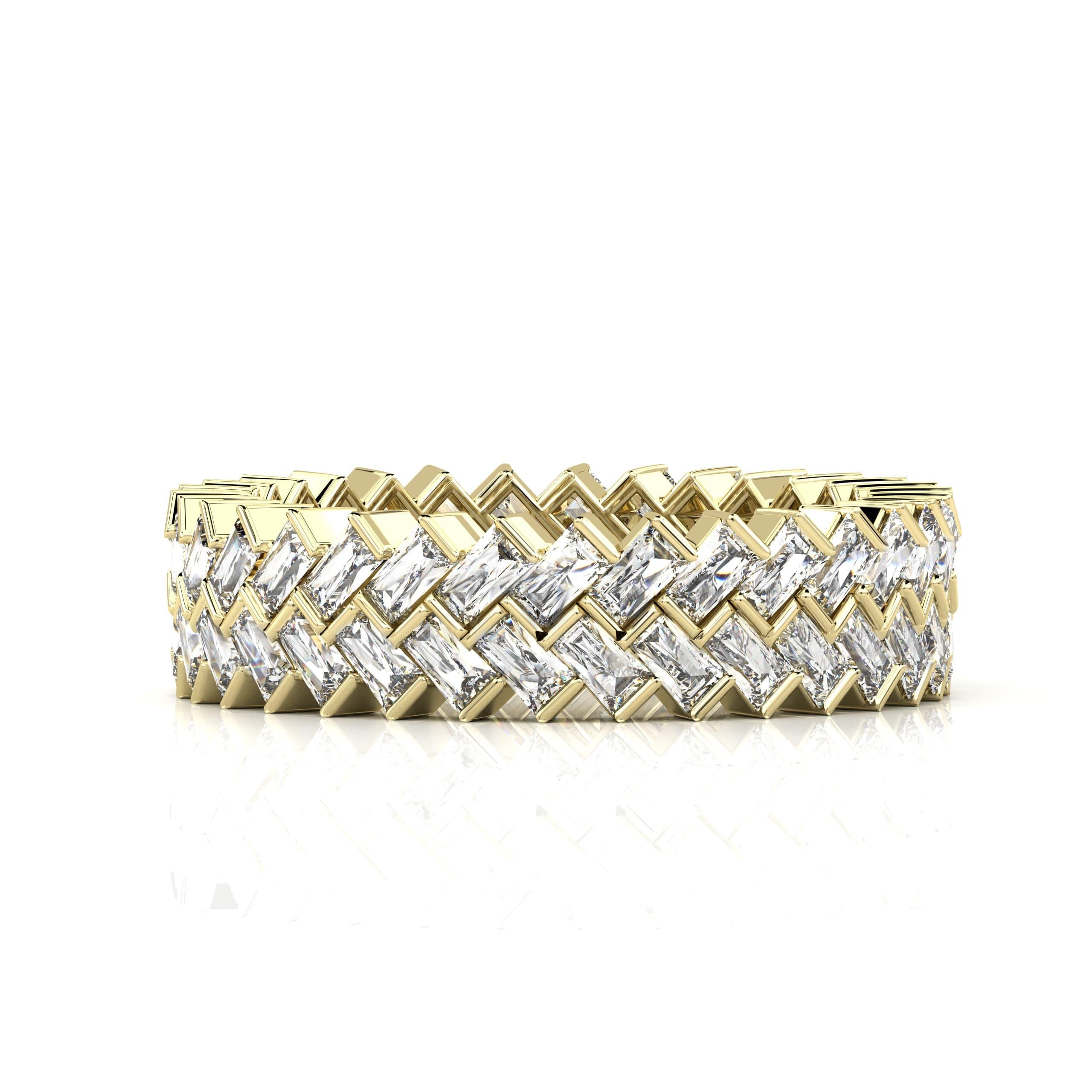 Contemporain Bague d'éternité « Waverly Herringbone » en or jaune 14 carats avec diamants baguettes de 2 carats en vente