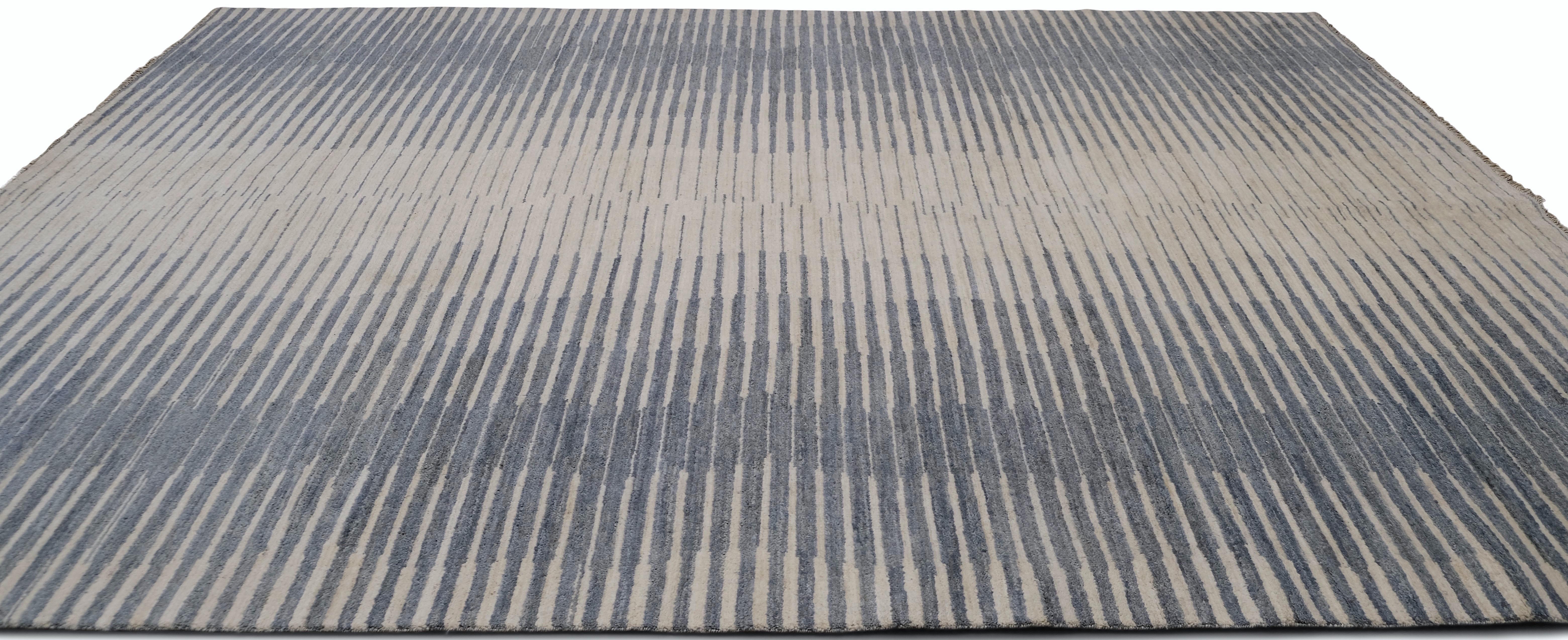 Moderno Tappeto Waves Gradient Stripped Blu e Avorio in lana 9'x12' in vendita