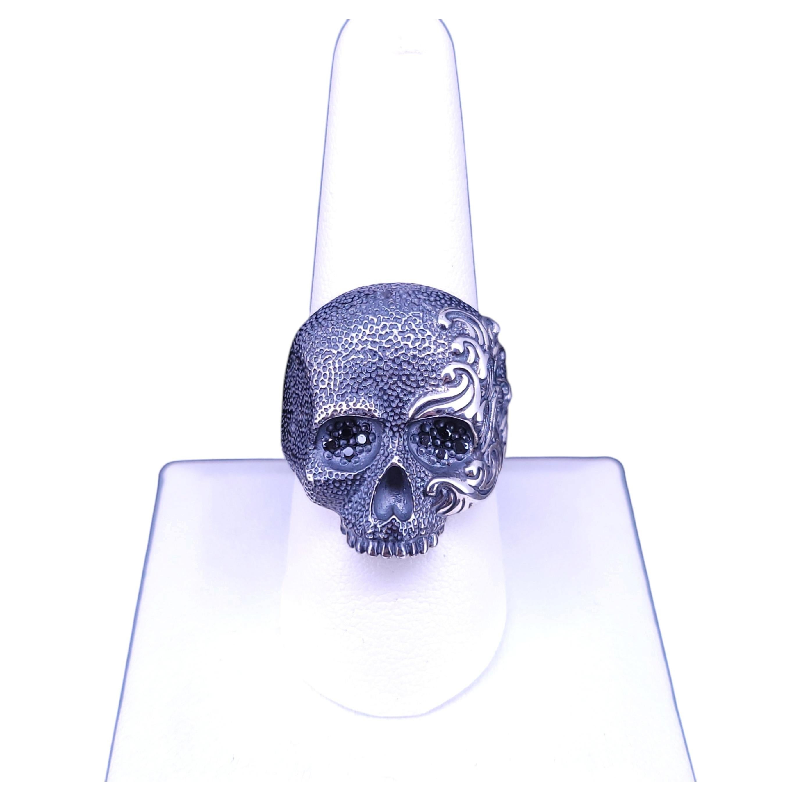 What is the head on a diamond ring?
