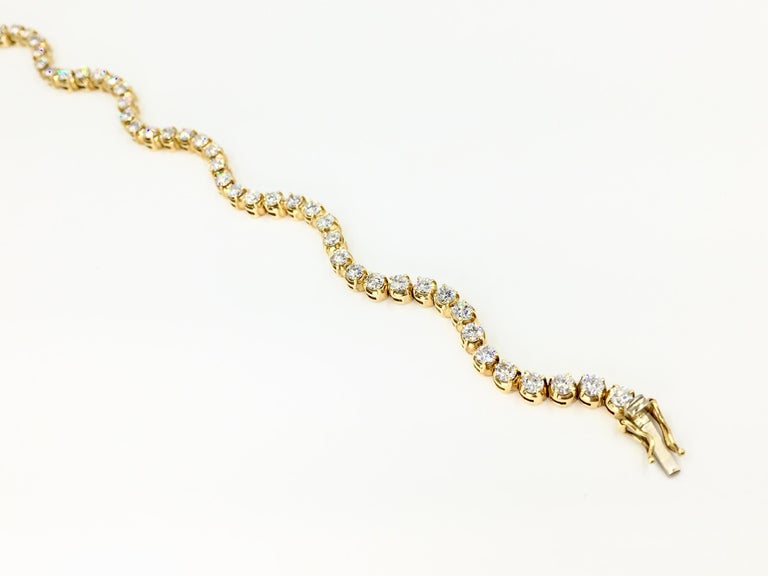 Wavy 18 Karat Yellow Gold 3.93 Carat Diamond Tennis Bracelet For Sale ...