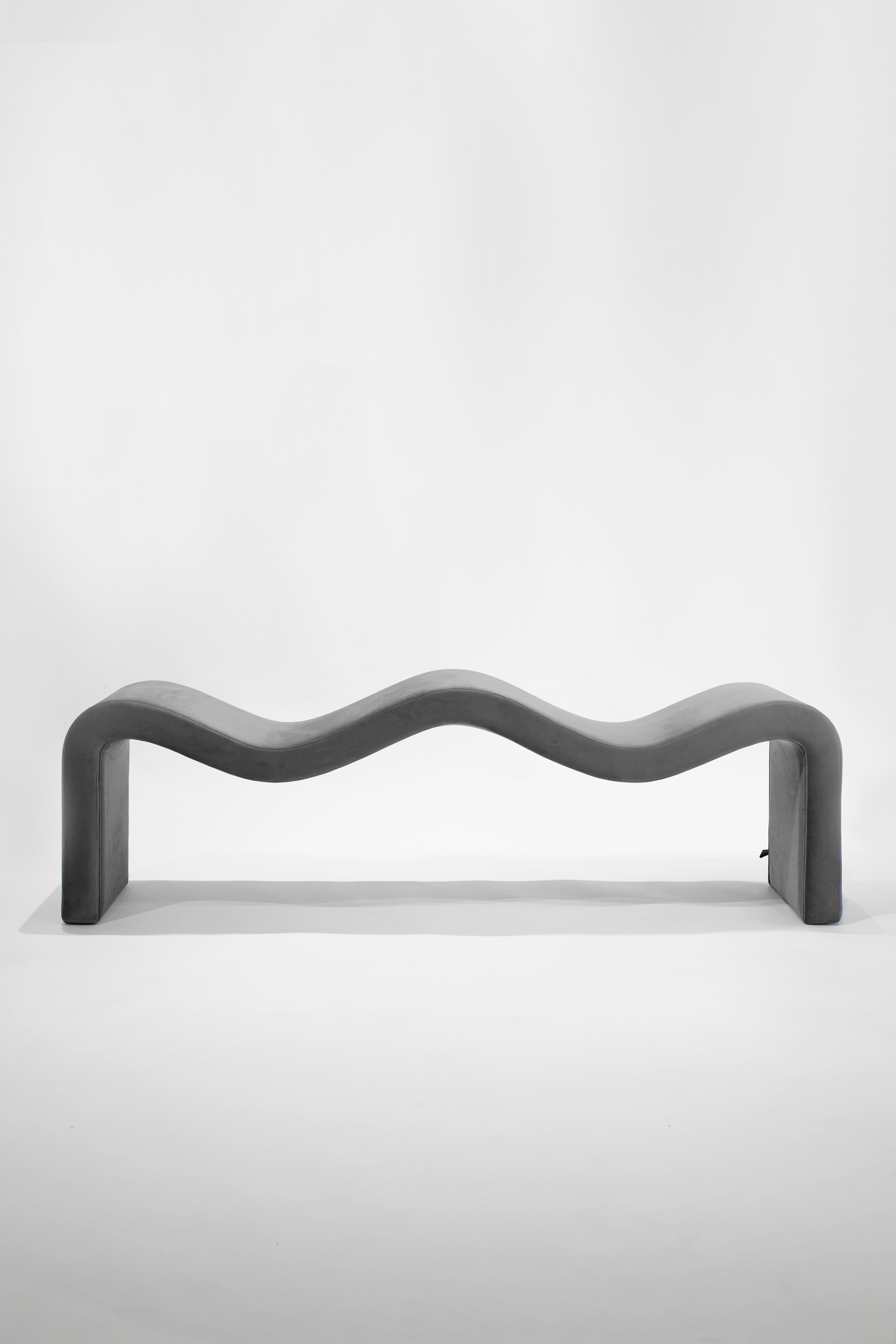 Wavy Bench in Silver Plush Fabric For Sale 8